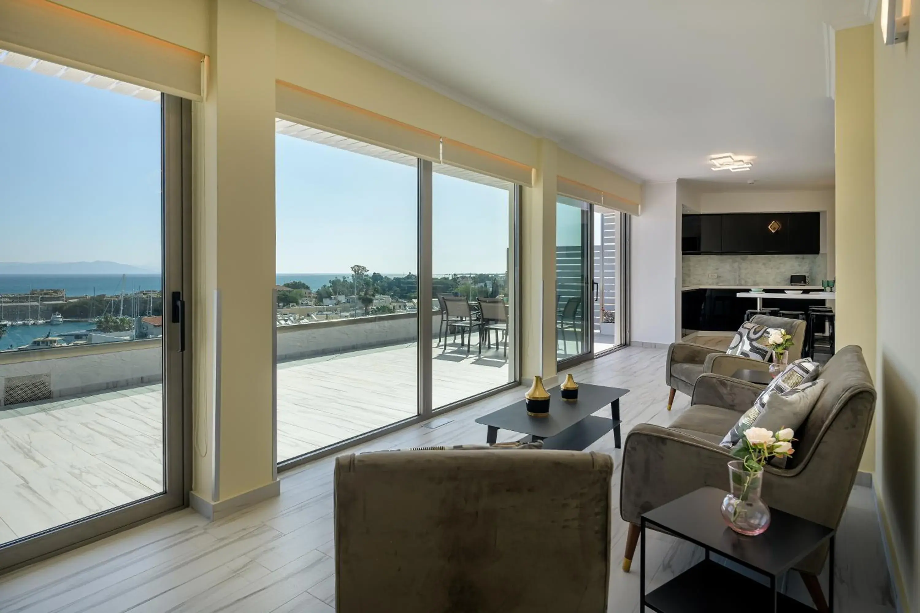 Suite in Alexandra Hotel&Apartments Suite in Alexandra Hotel&Apartments