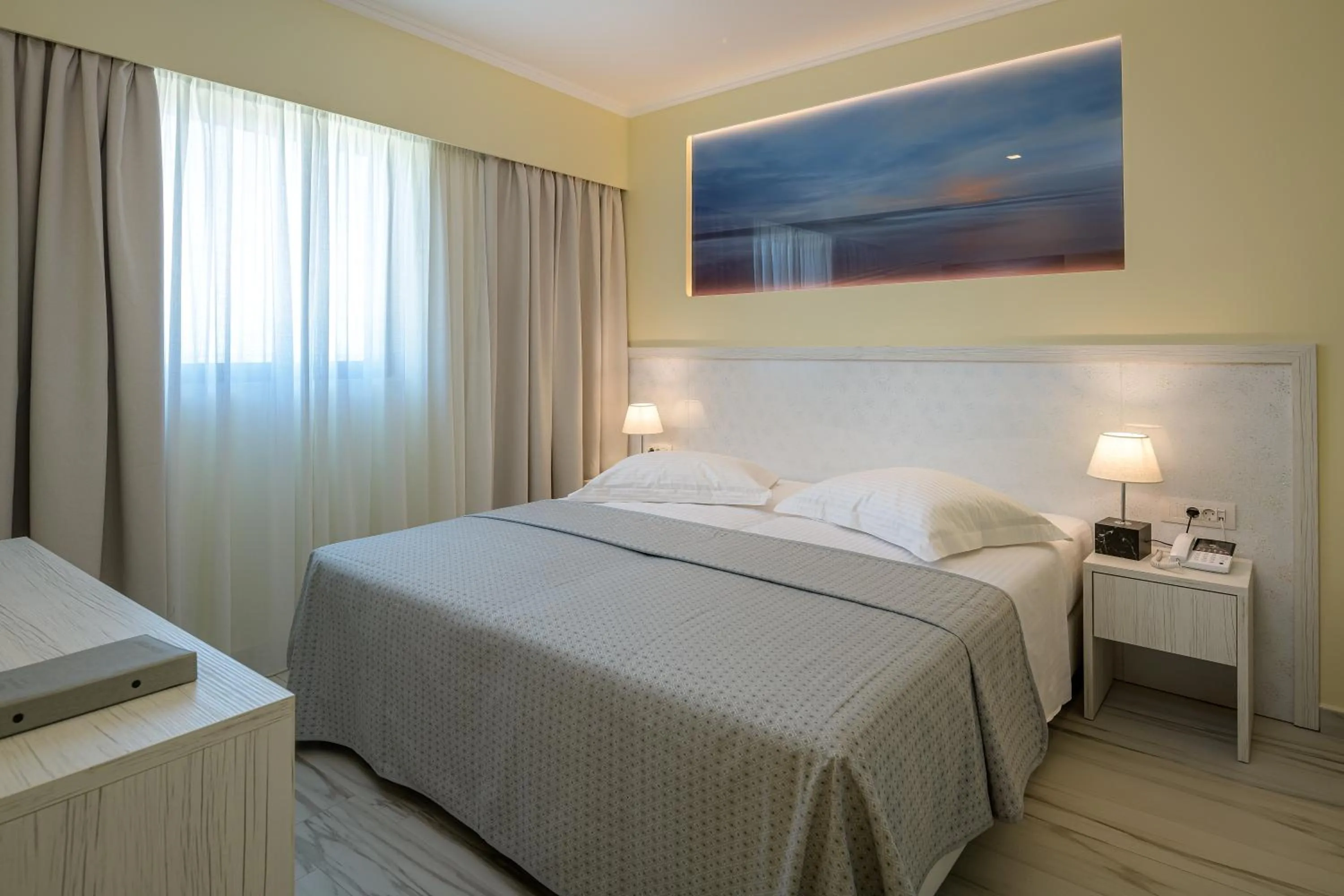 Bedroom, Bed in Alexandra Hotel&Apartments