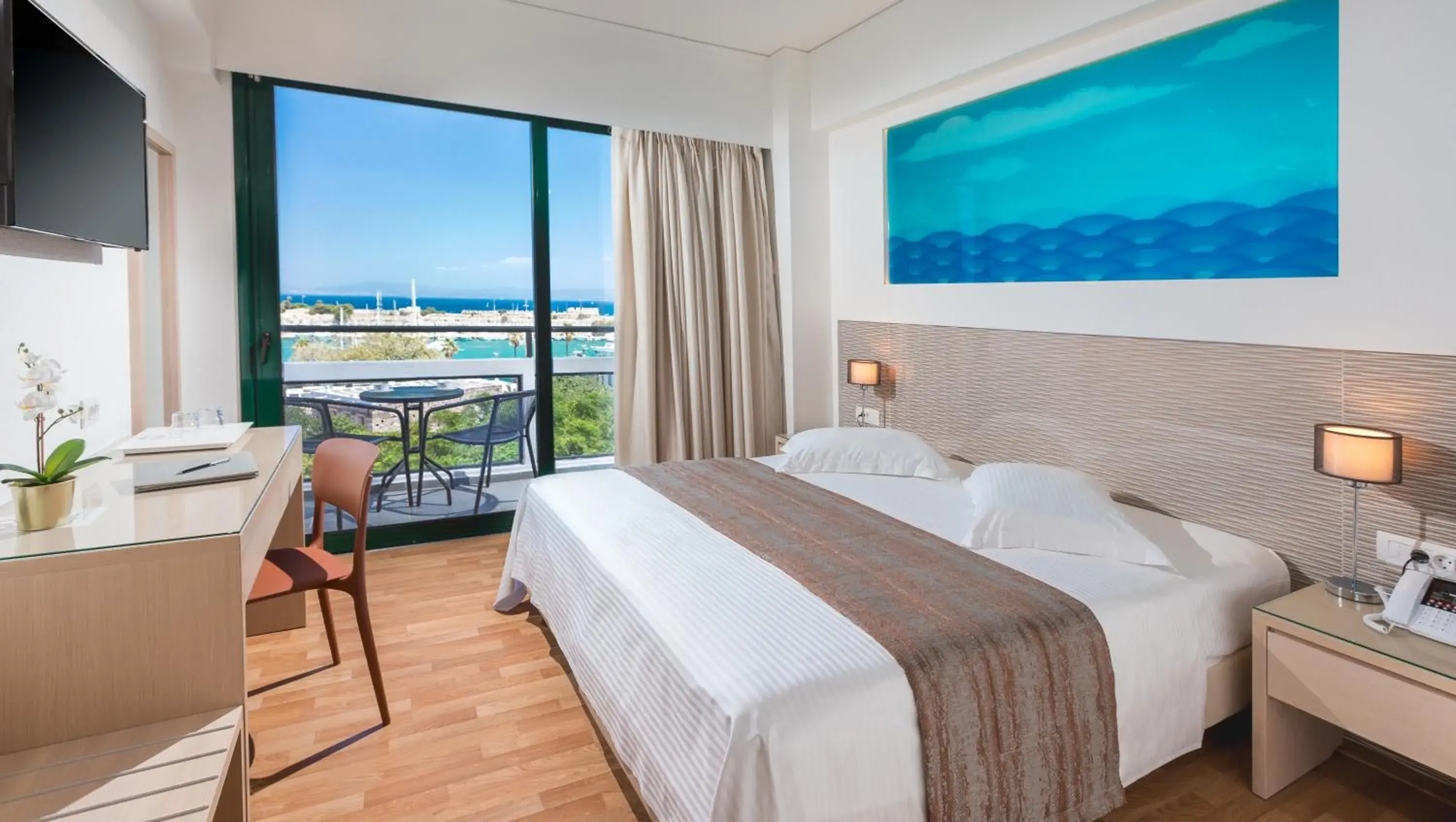 Bed in Alexandra Hotel&Apartments Bed in Alexandra Hotel&Apartments