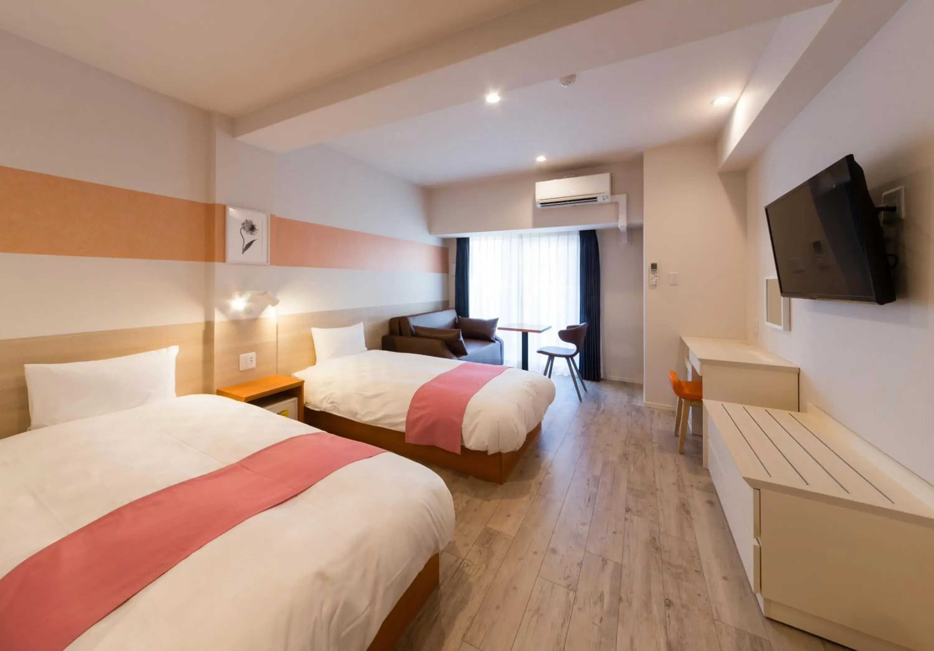 Photo of the whole room, Bed in SARASA HOTEL Namba Photo of the whole room, Bed in SARASA HOTEL Namba