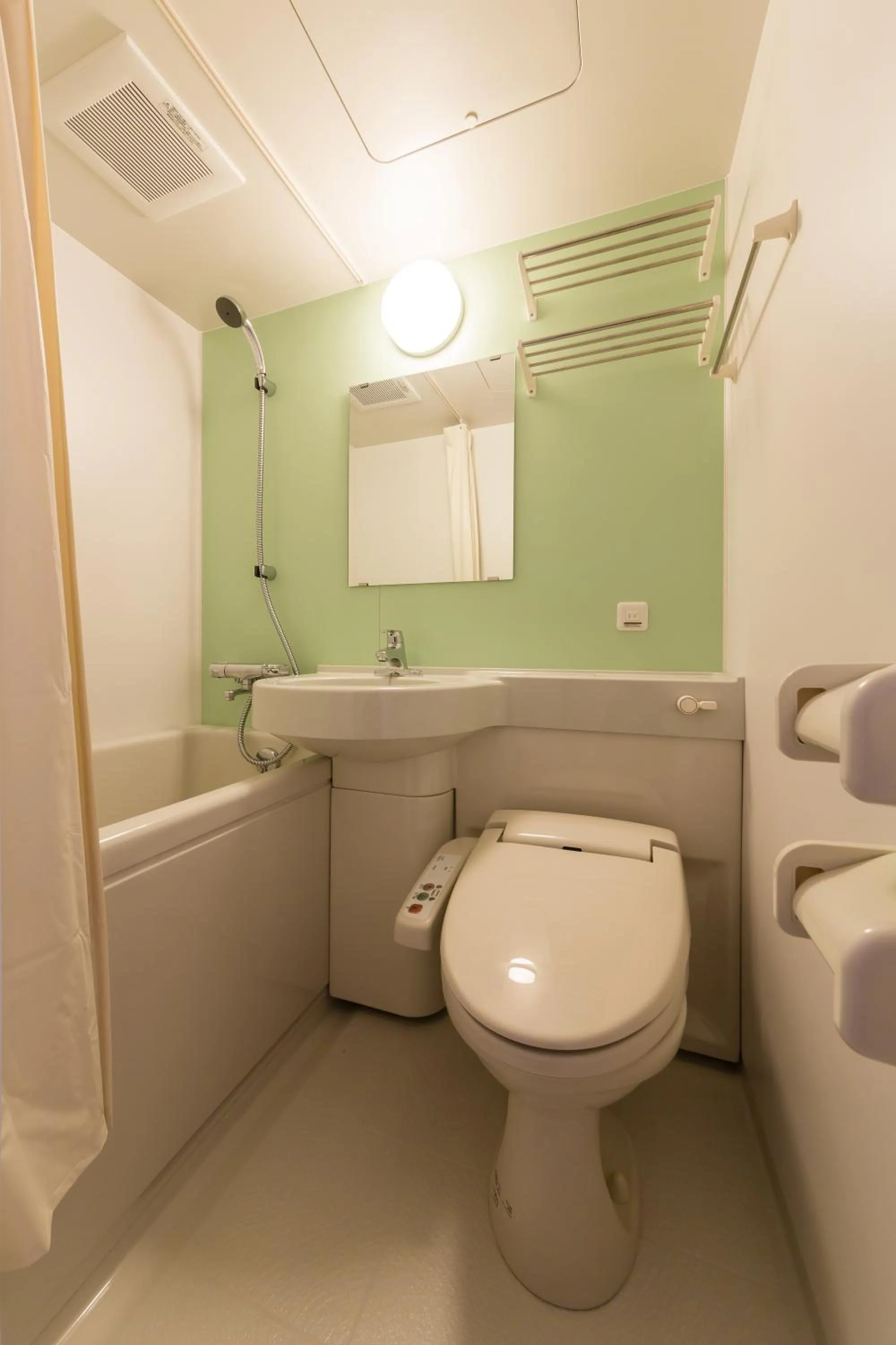 Photo of the whole room in SARASA HOTEL Namba