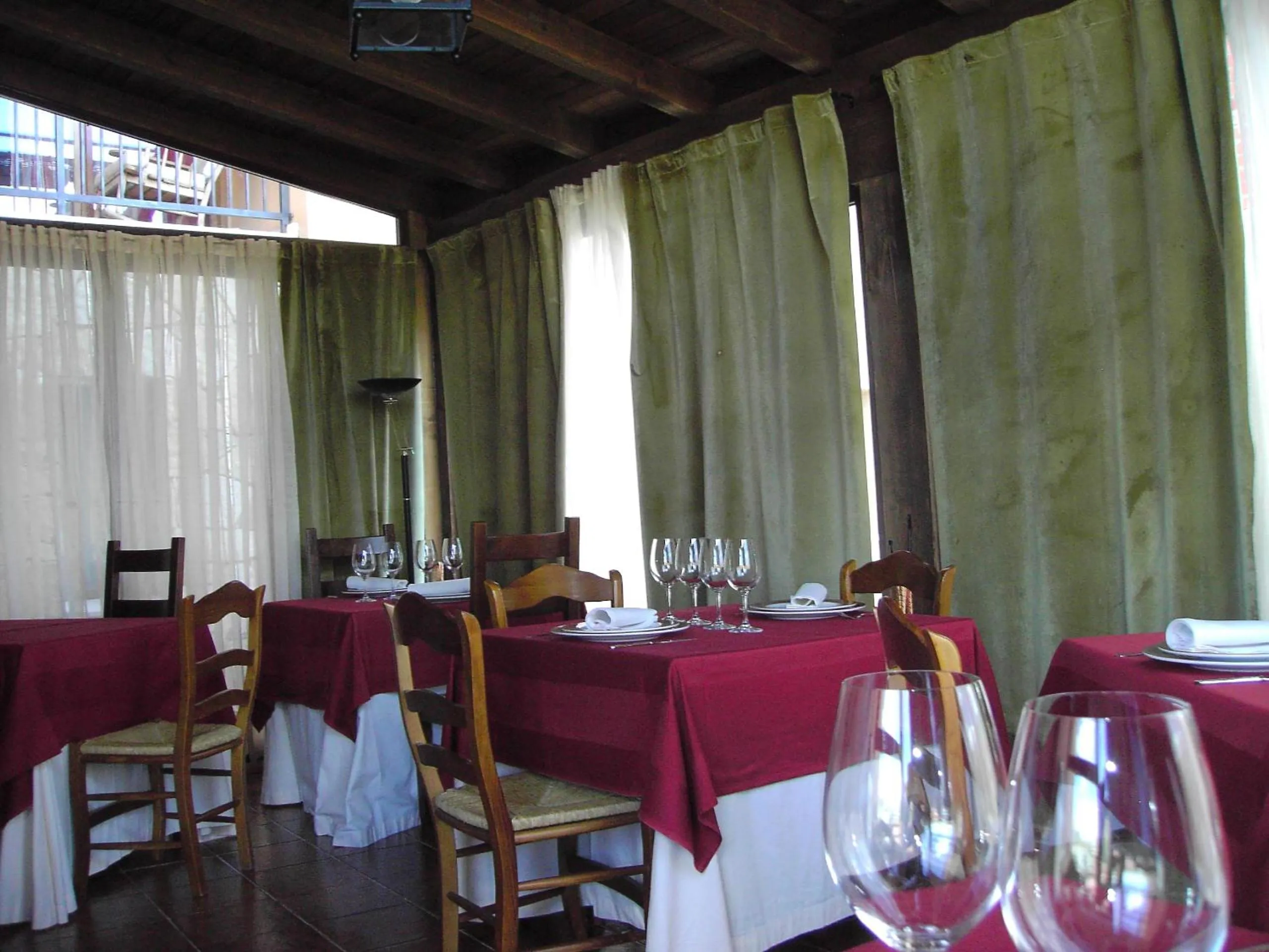 Restaurant/places to eat in Hotel Rural El Yantar de Gredos