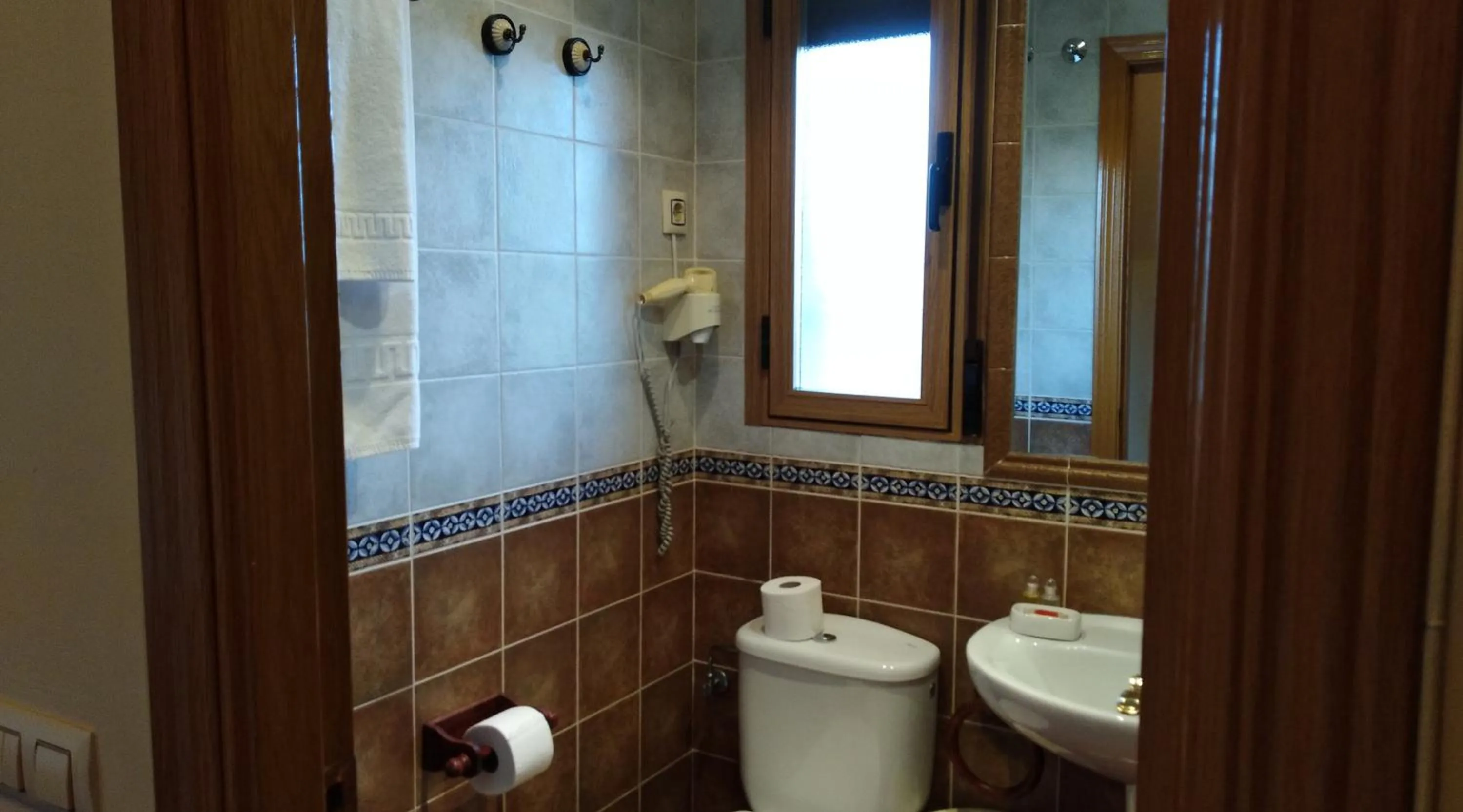 Bathroom in Hotel Rural El Yantar de Gredos