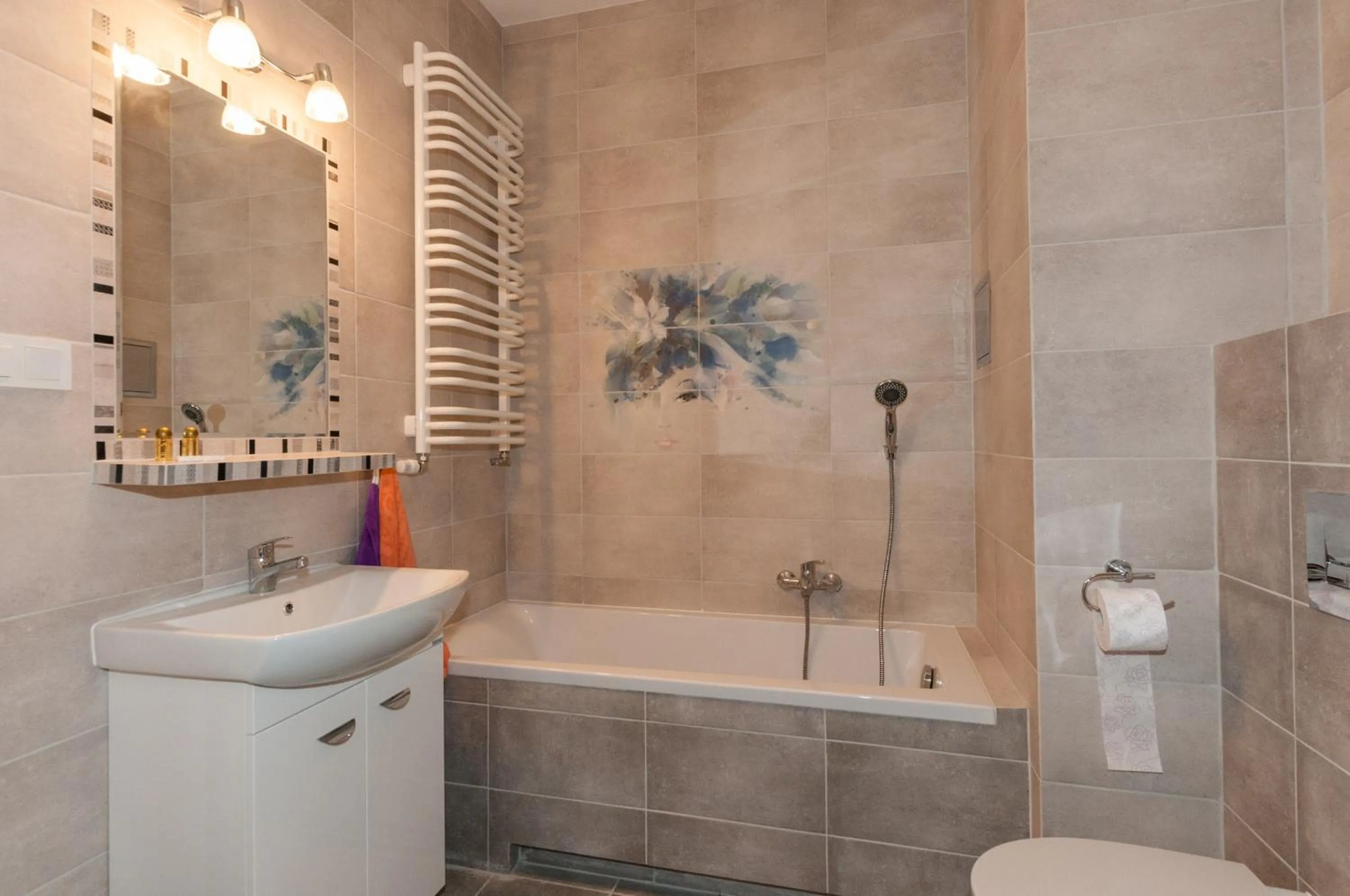 Bathroom in Pop Art Apartments