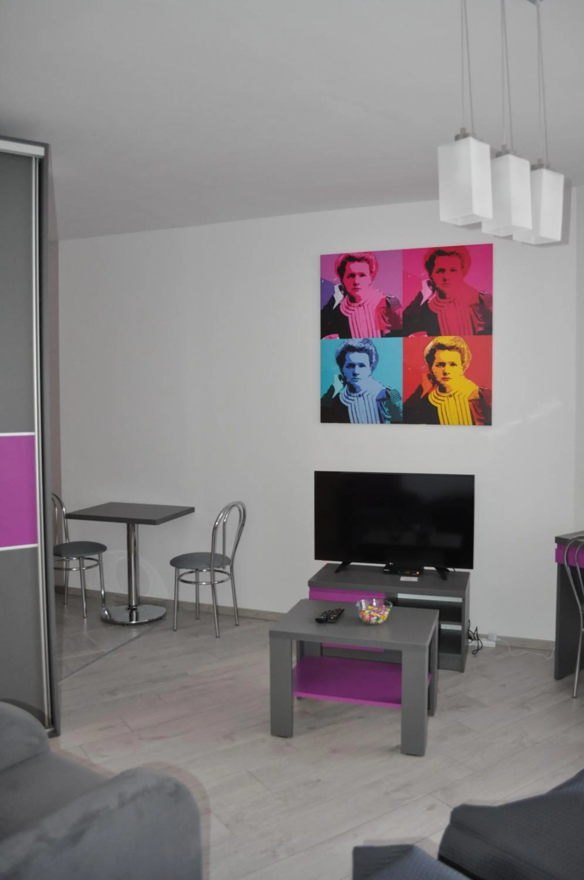 Pop Art Apartments