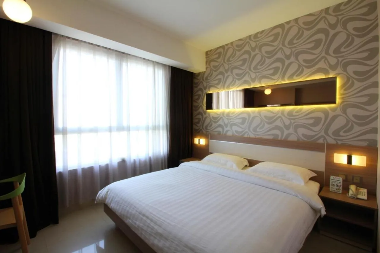 Restaurant/places to eat, Bed in Classie Hotel