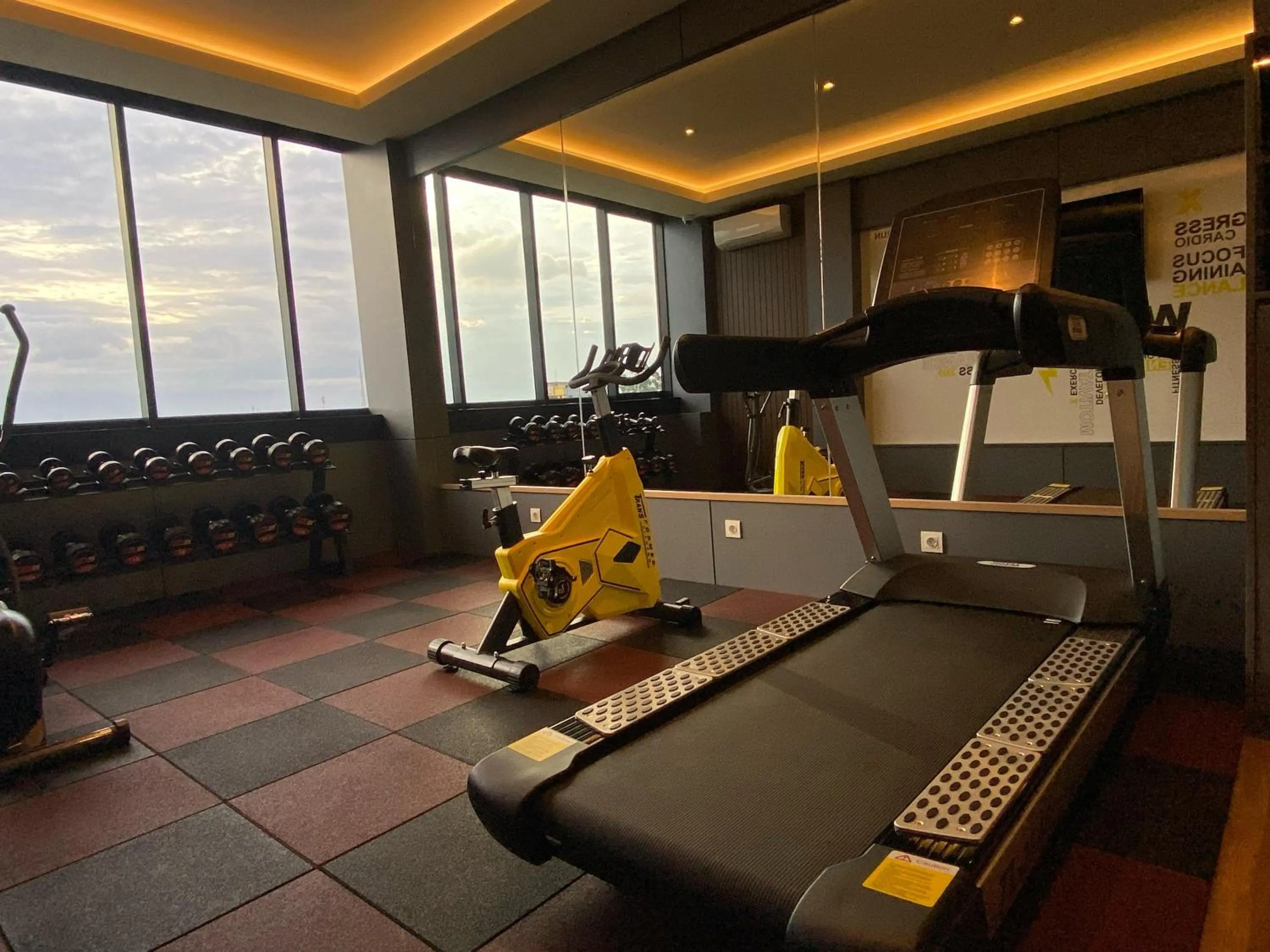 Fitness centre/facilities in Classie Hotel