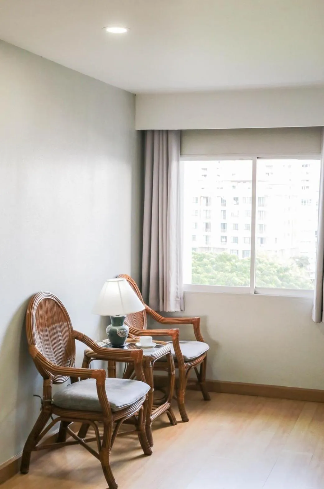 Seating area in Green Palace Hotel