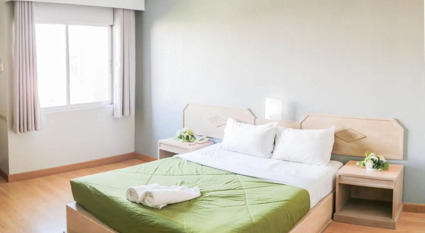 Bedroom in Green Palace Hotel