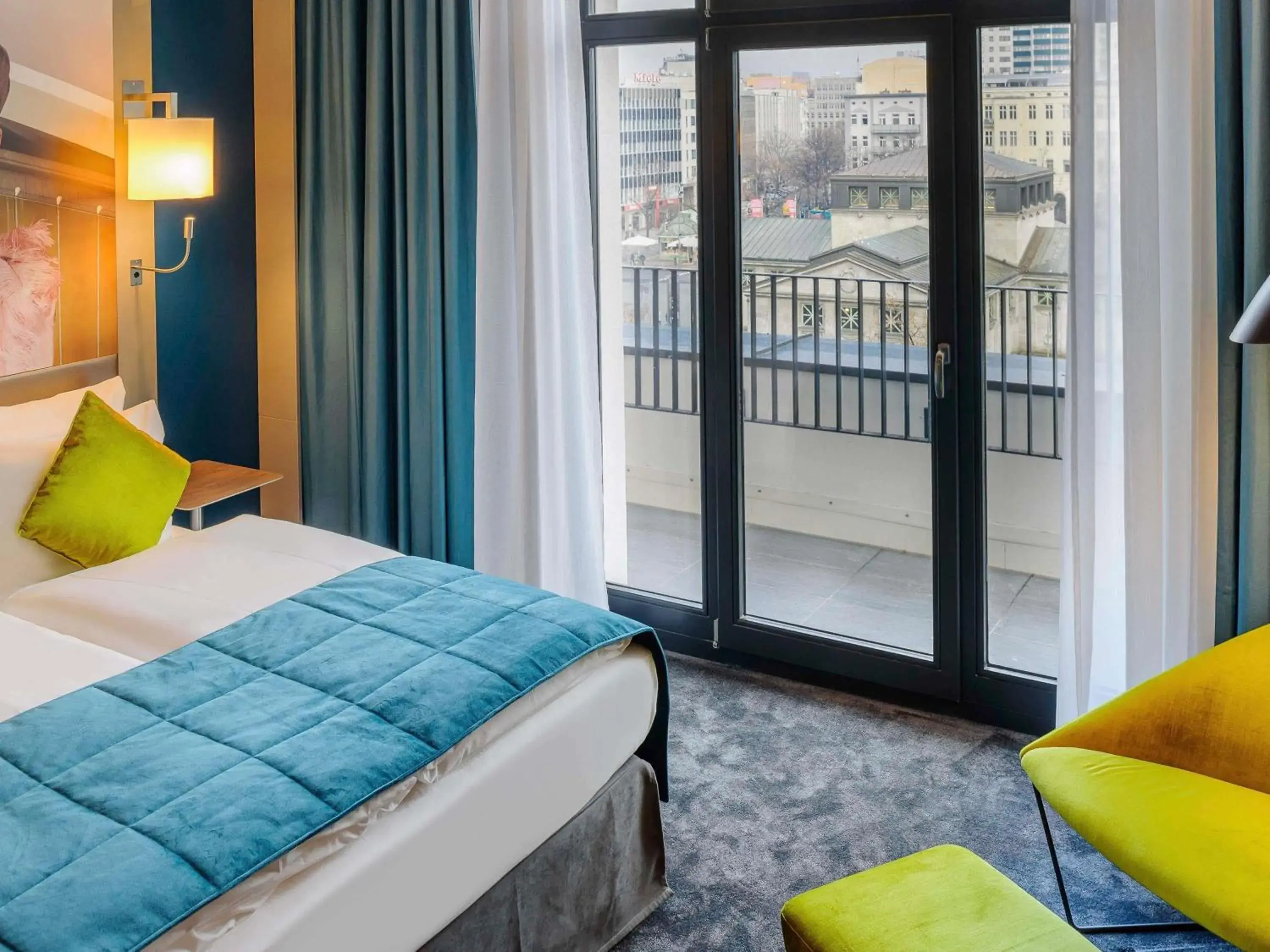 Bedroom, Bed in MERCURE Hotel Berlin Wittenbergplatz Bedroom, Bed in MERCURE Hotel Berlin Wittenbergplatz