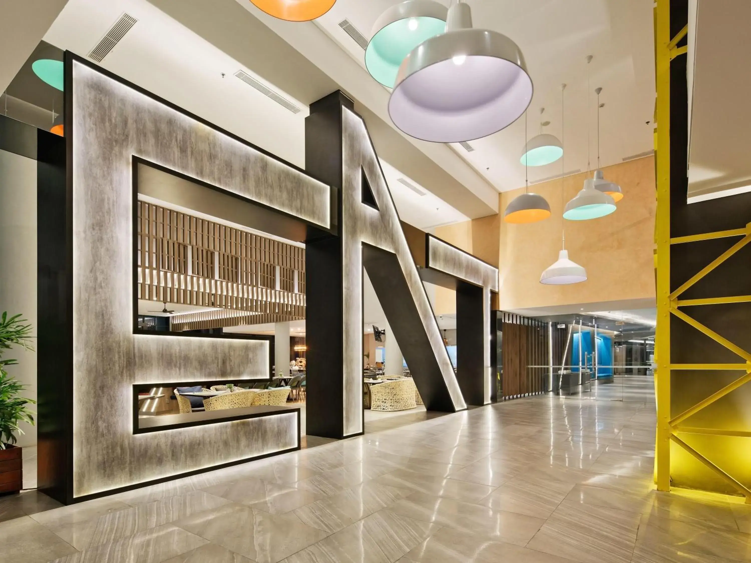 Restaurant/places to eat in ibis Styles Batam Nagoya Restaurant/places to eat in ibis Styles Batam Nagoya