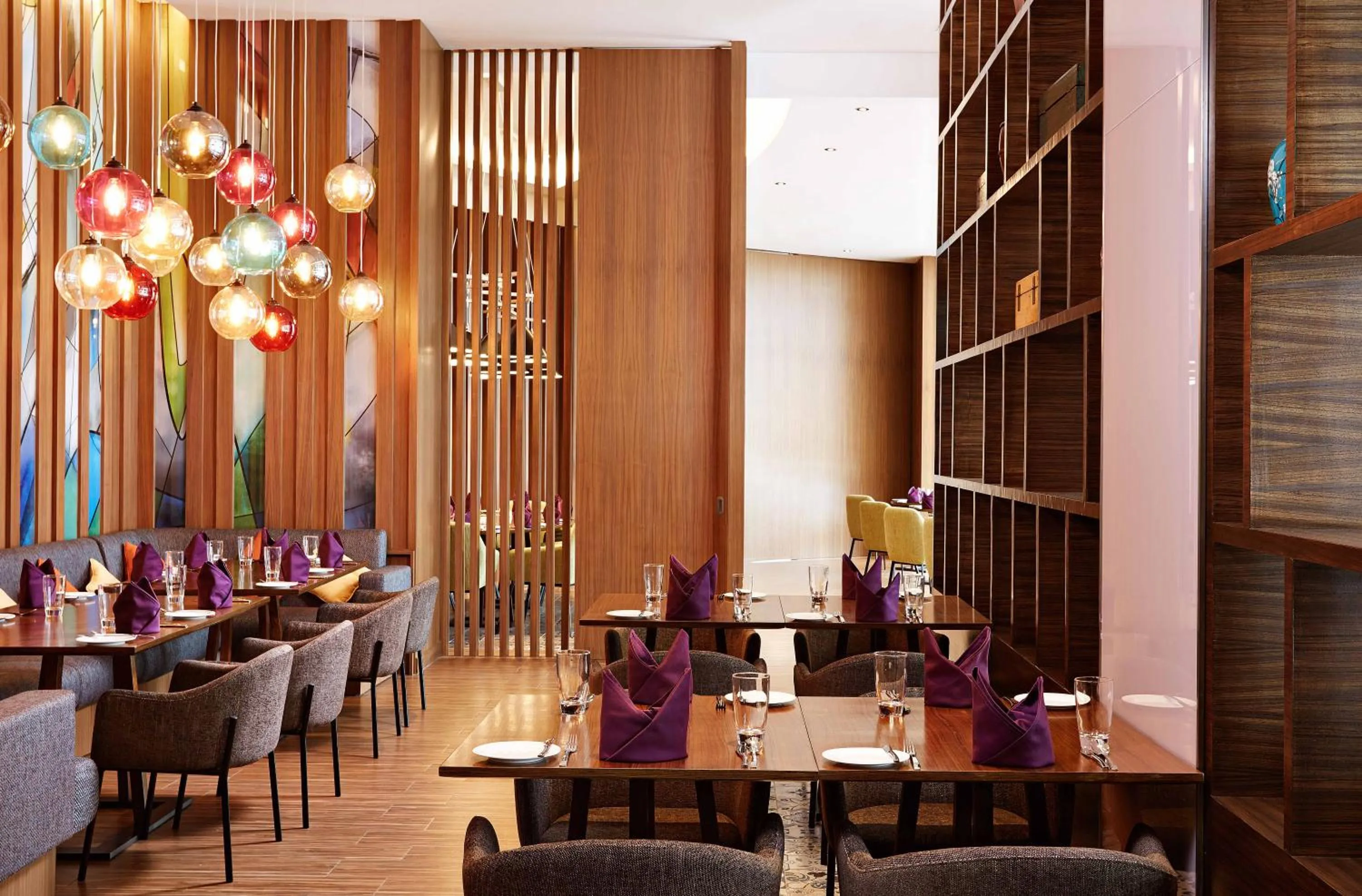 Restaurant/places to eat in Mercure Kuala Lumpur Shaw Parade