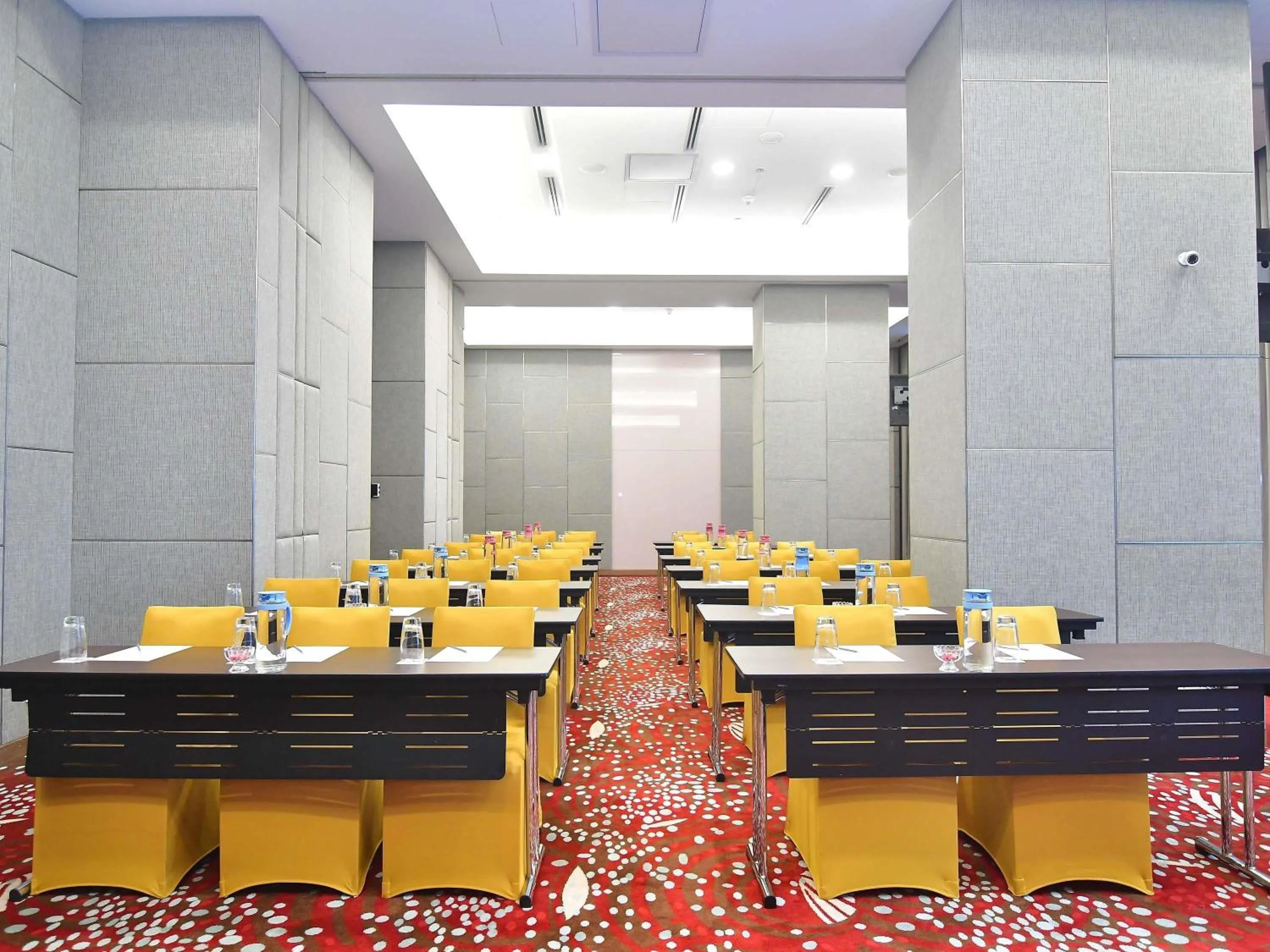 Meeting/conference room in Mercure Kuala Lumpur Shaw Parade