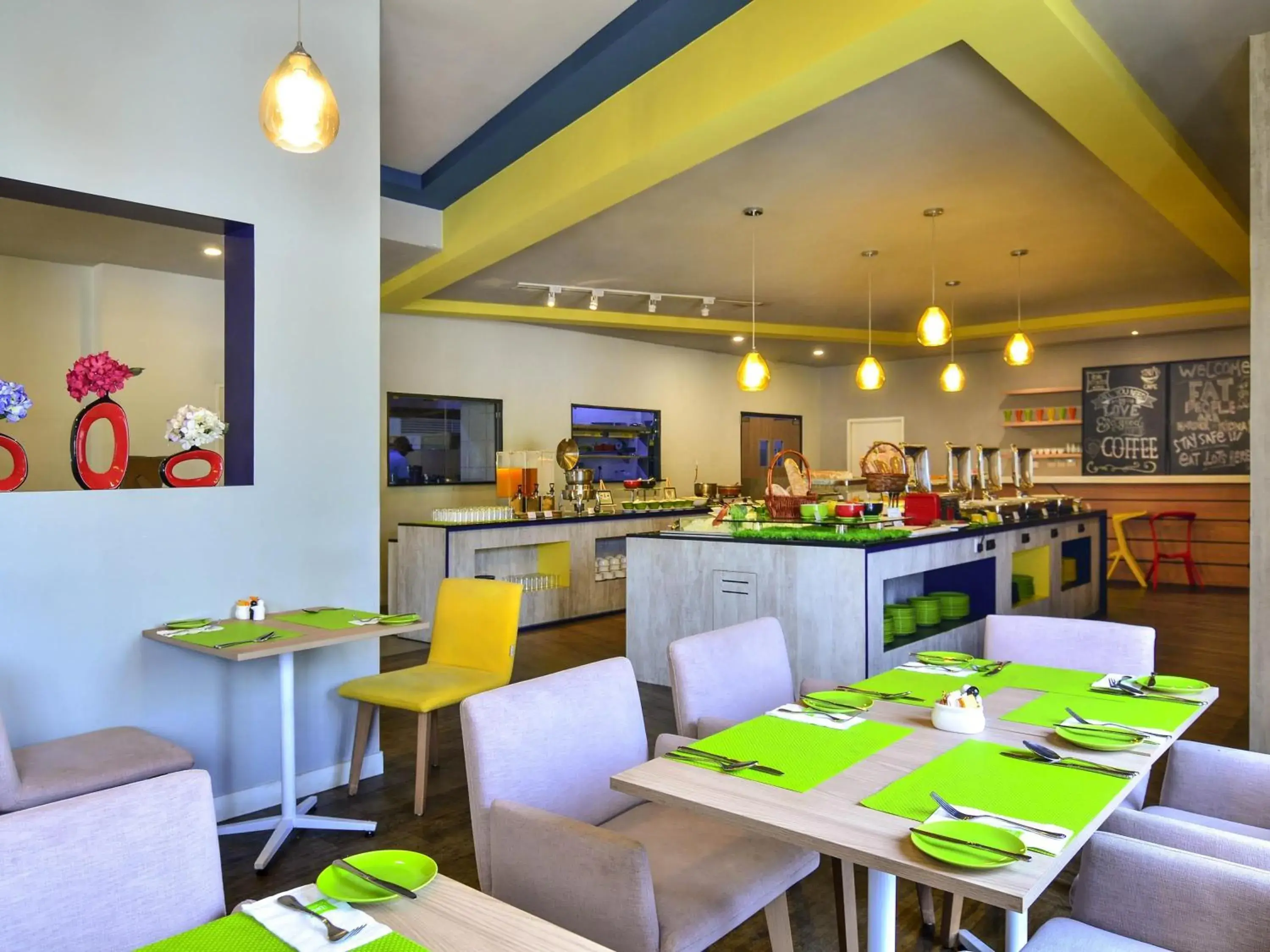Restaurant/places to eat in ibis Styles Kuala Lumpur Sri Damansara Restaurant/places to eat in ibis Styles Kuala Lumpur Sri Damansara