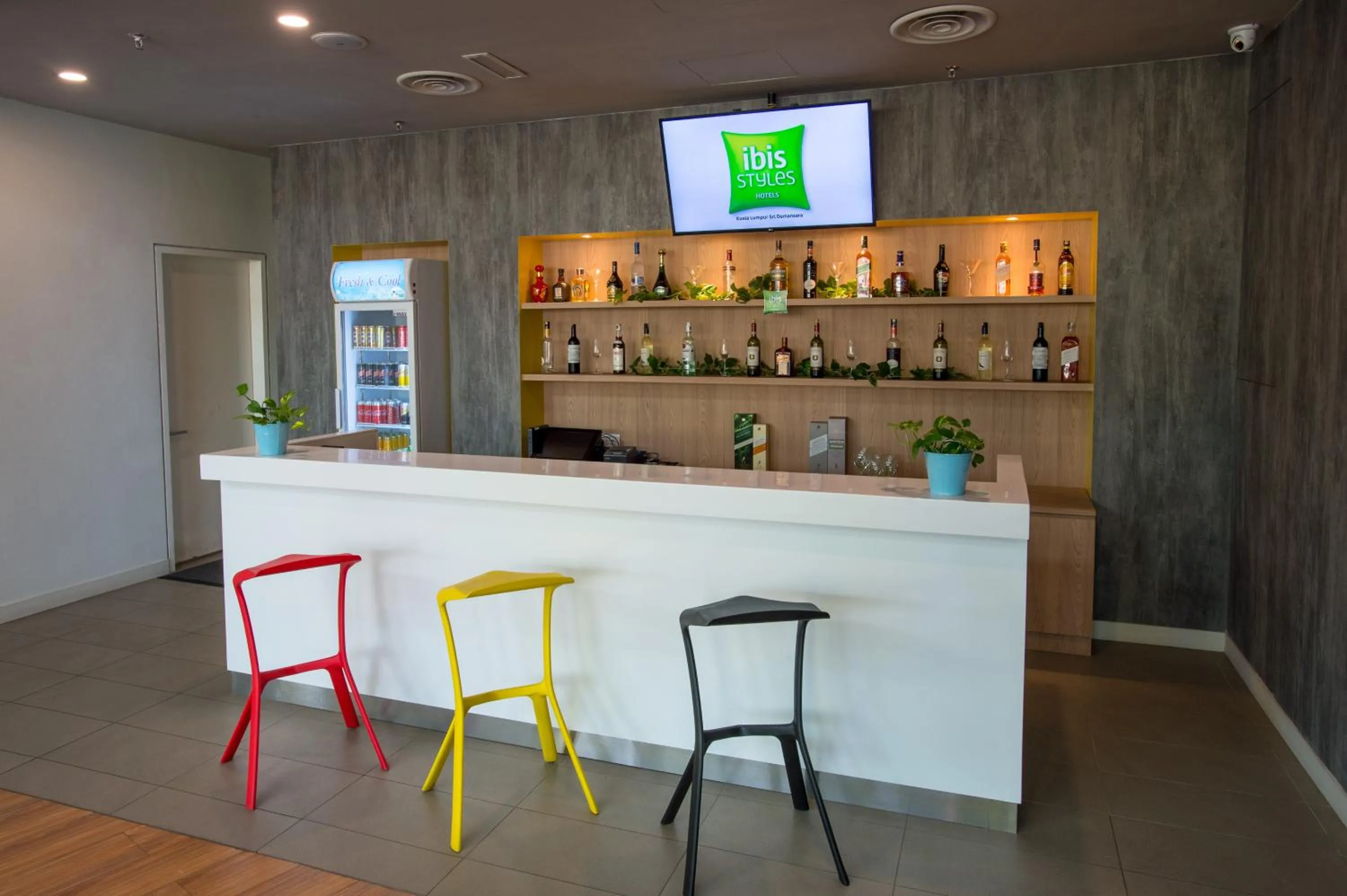 Lounge or bar in ibis Styles Kuala Lumpur Sri Damansara