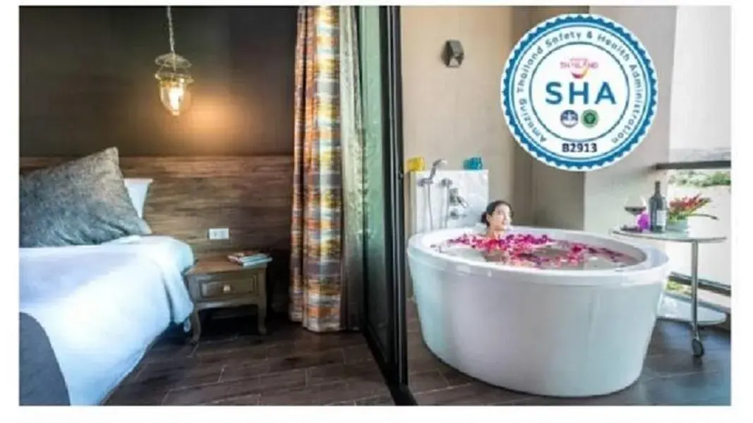 Bath, Bed in Chiangkhong Teak Garden Riverfront Onsen Hotel- SHA Extra Plus Bath, Bed in Chiangkhong Teak Garden Riverfront Onsen Hotel- SHA Extra Plus