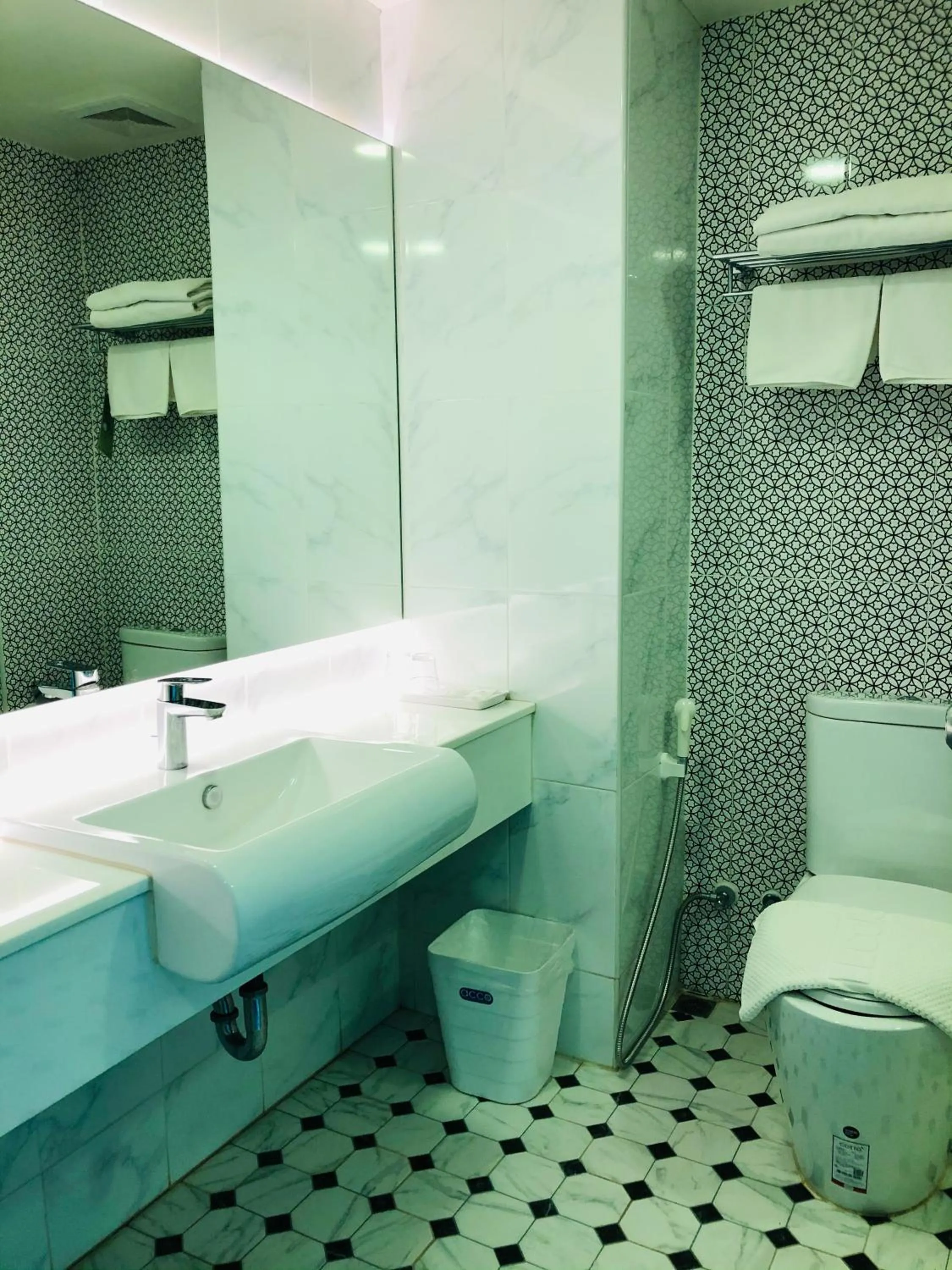 Bathroom in Chiangkhong Teak Garden Riverfront Onsen Hotel- SHA Extra Plus
