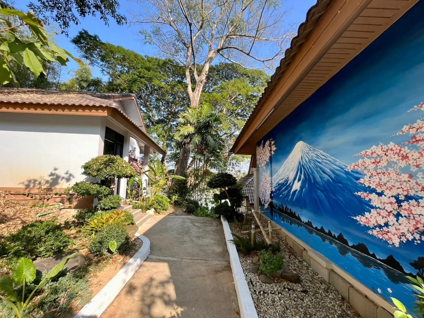 Chiangkhong Teak Garden Riverfront Onsen Hotel- SHA Extra Plus