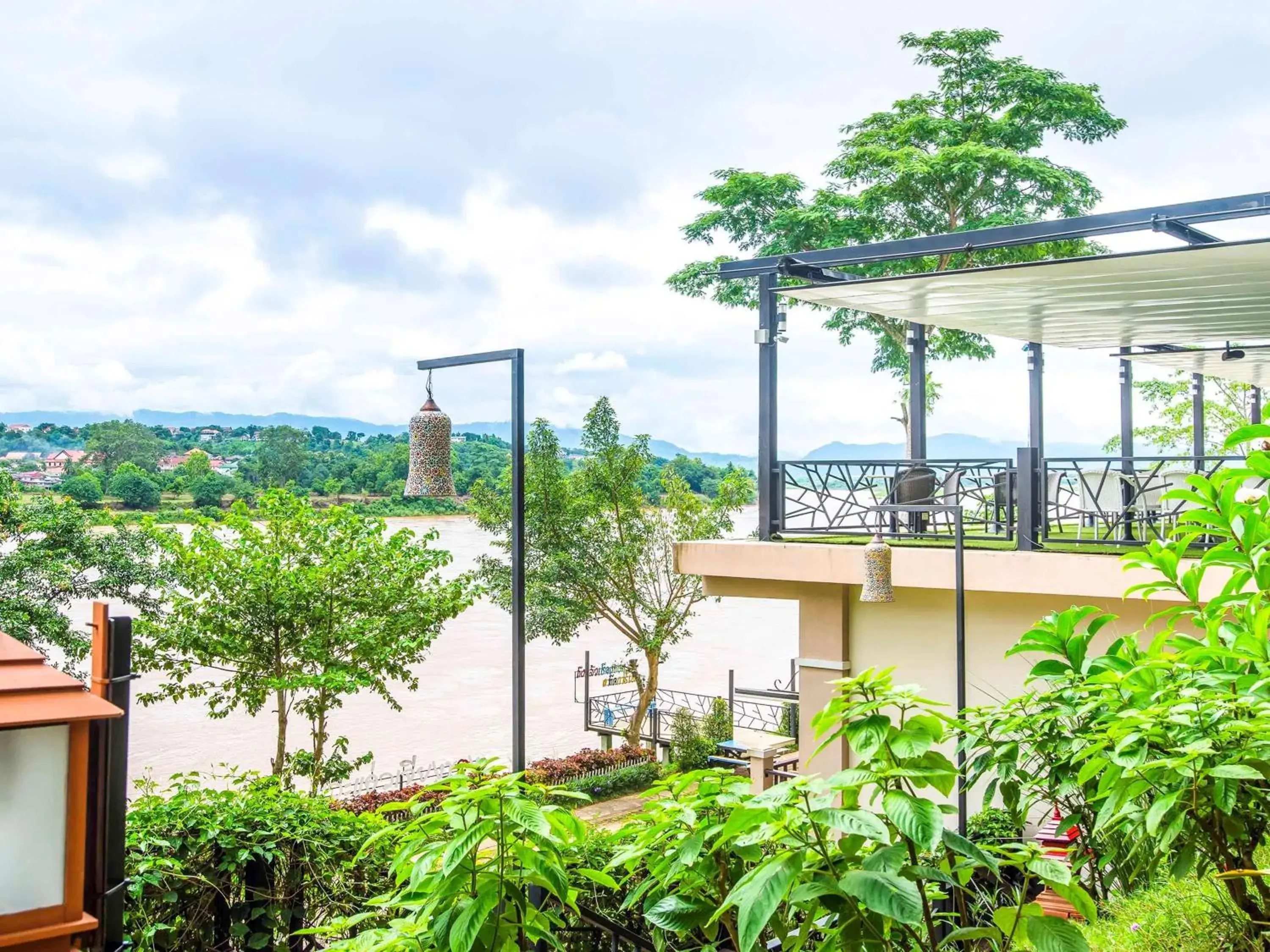 Property building in Chiangkhong Teak Garden Riverfront Onsen Hotel- SHA Extra Plus Property building in Chiangkhong Teak Garden Riverfront Onsen Hotel- SHA Extra Plus