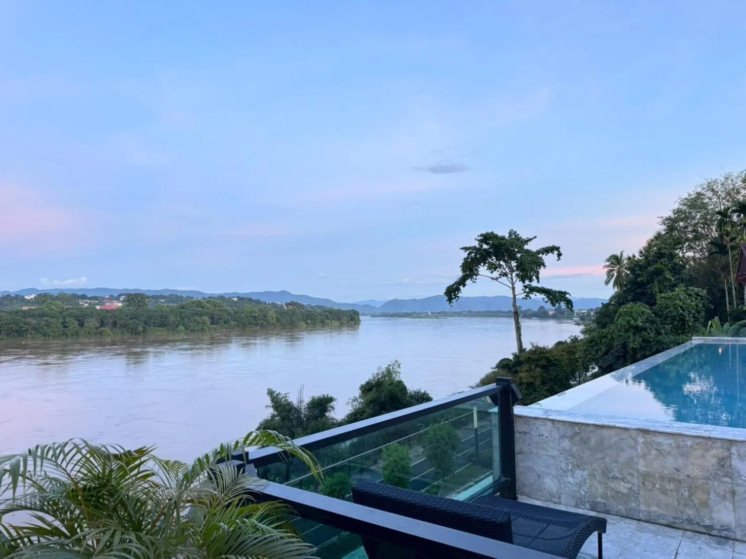 Chiangkhong Teak Garden Riverfront Onsen Hotel- SHA Extra Plus