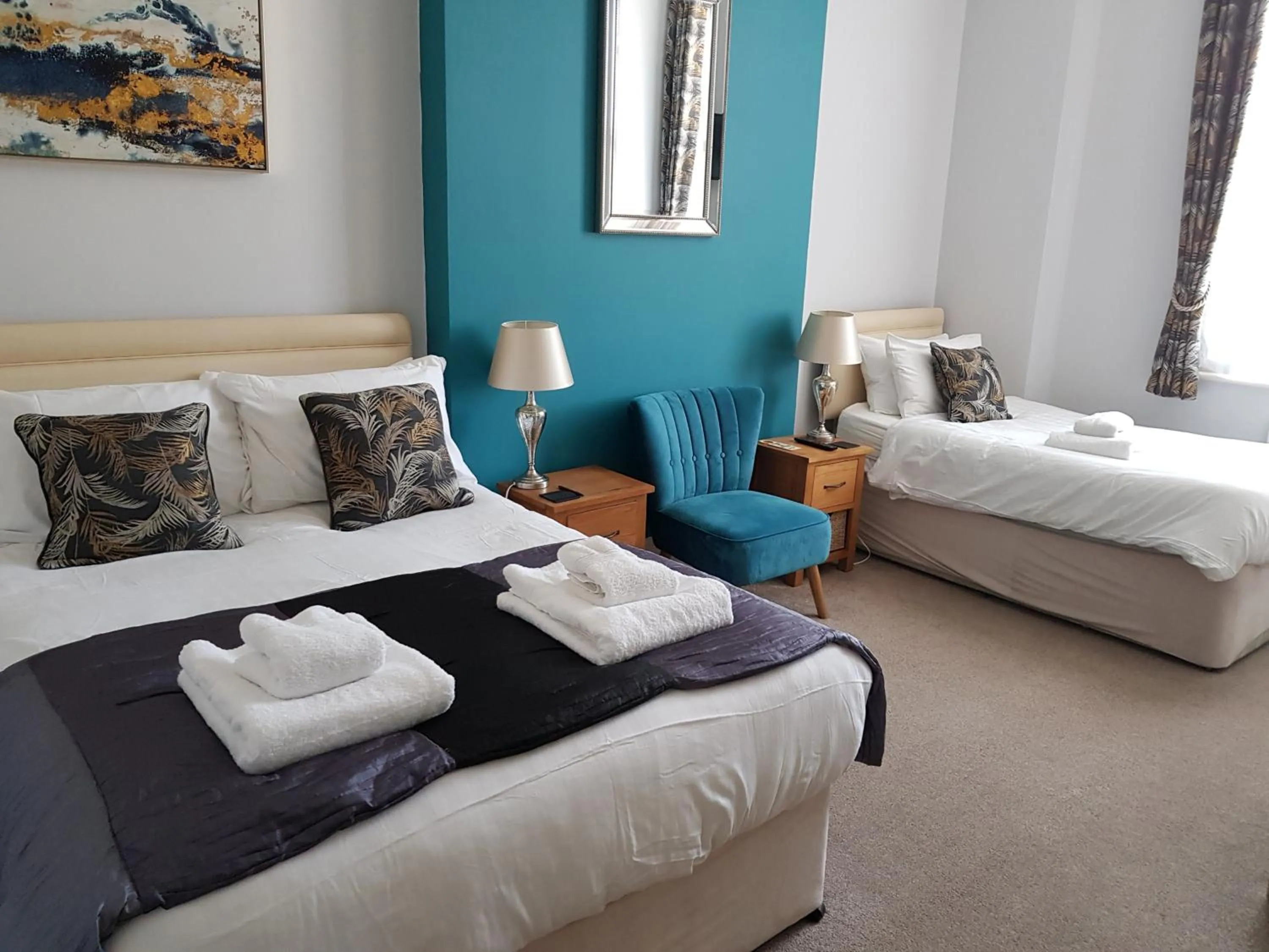 Seating area in Barclay Court Guest House