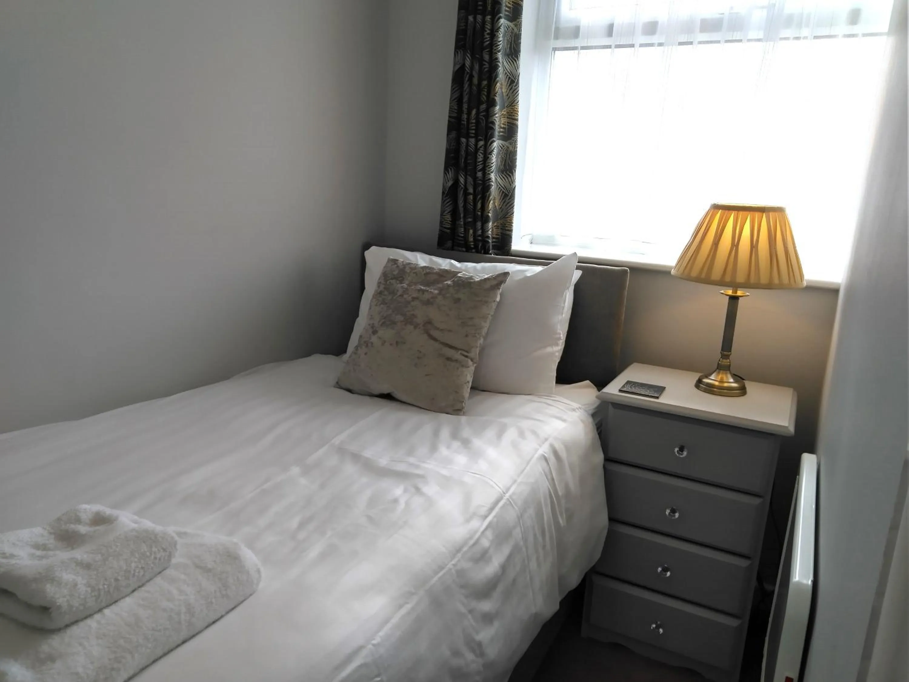 Bed in Barclay Court Guest House