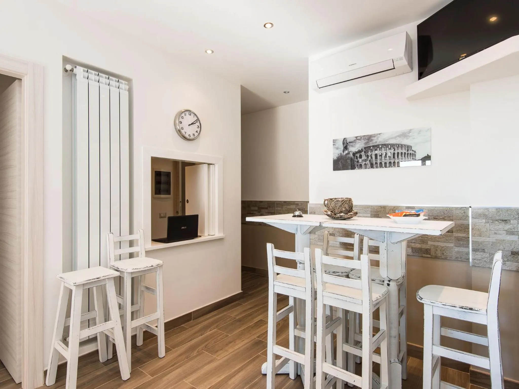 Lobby or reception in Guesthouse Park Pines