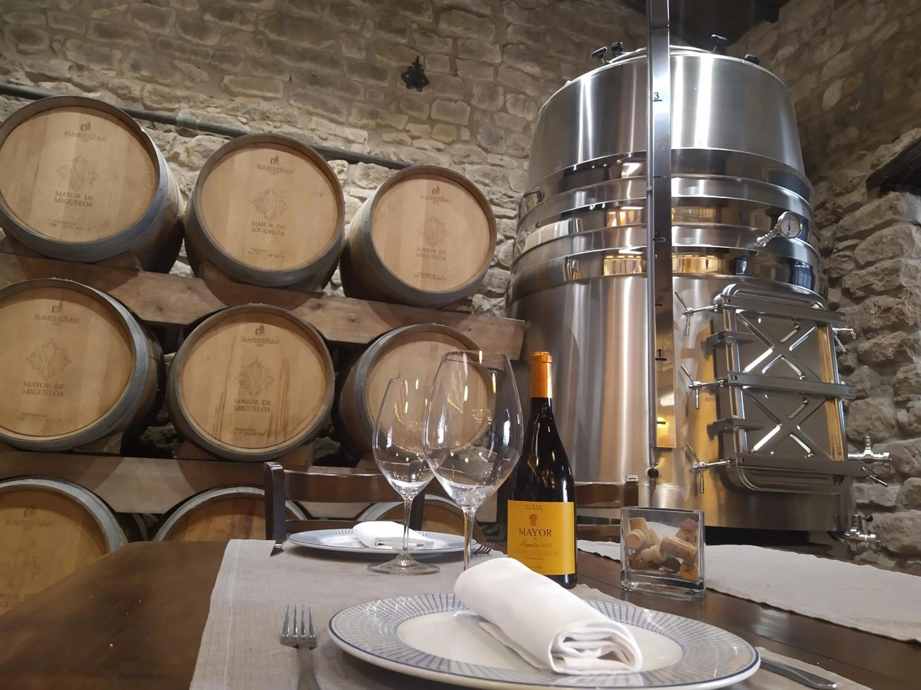 Restaurant/places to eat in Posada Mayor de Migueloa