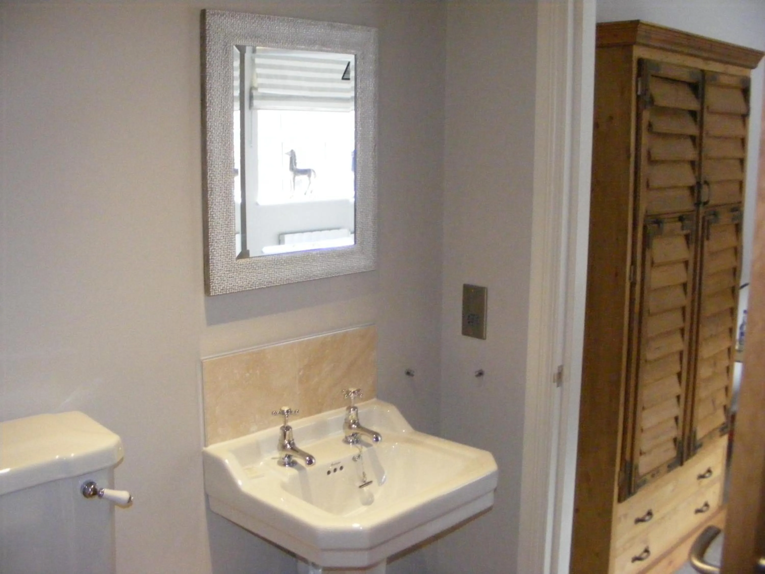 Bathroom in The Manor House at Quorn