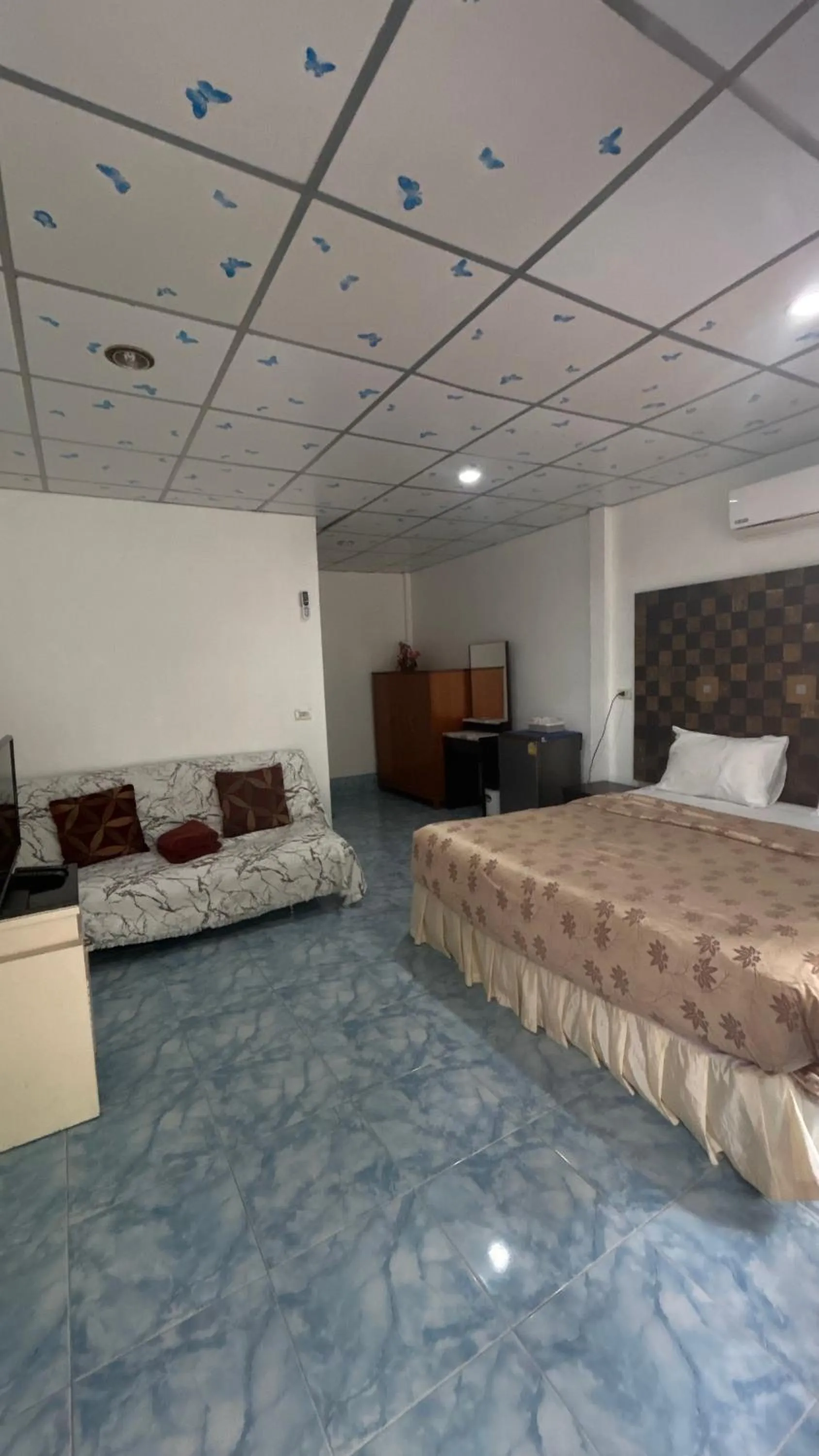 Bed in Pakmeng Beach Resort