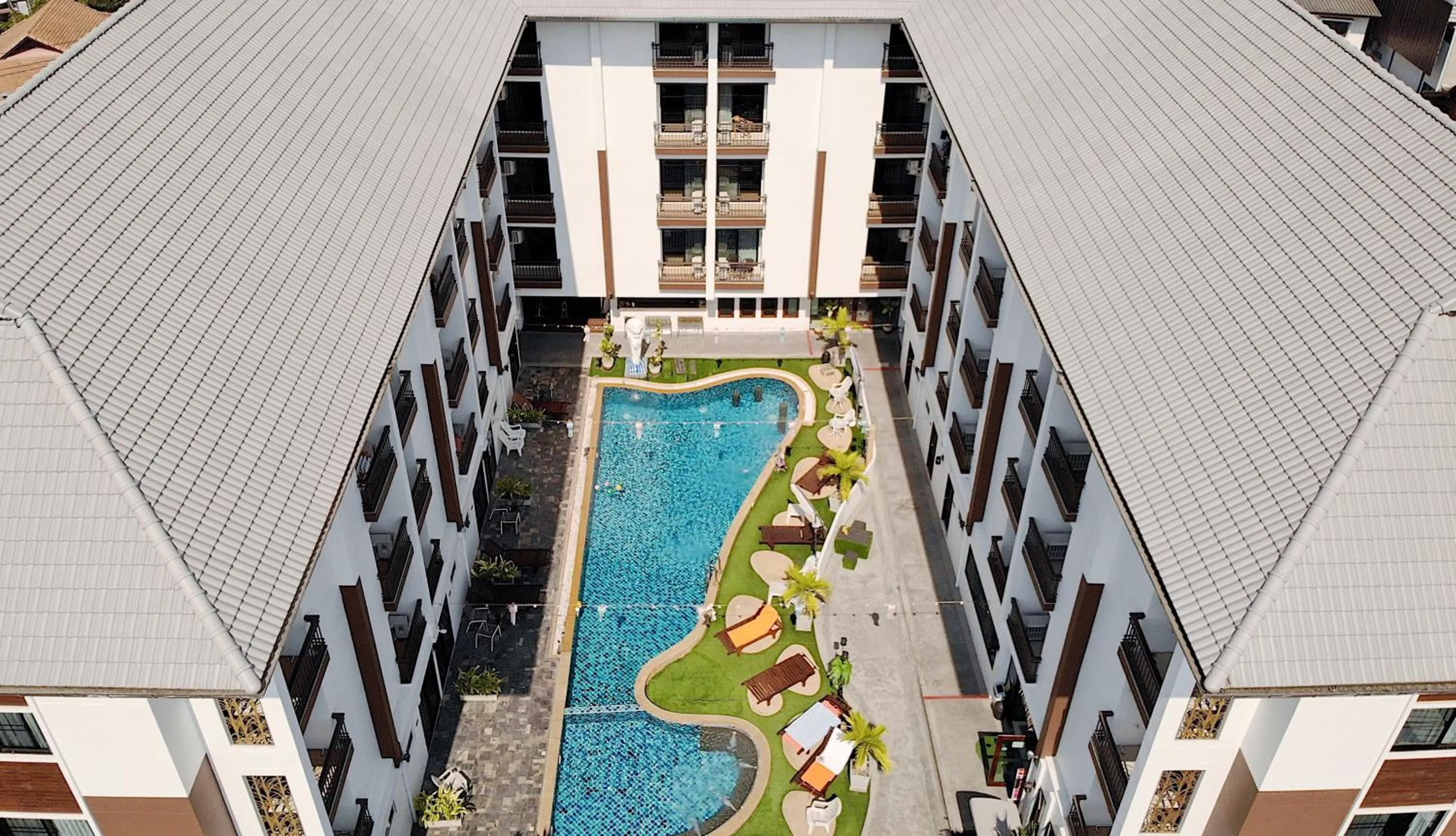 Property building in Baan Sang Singh