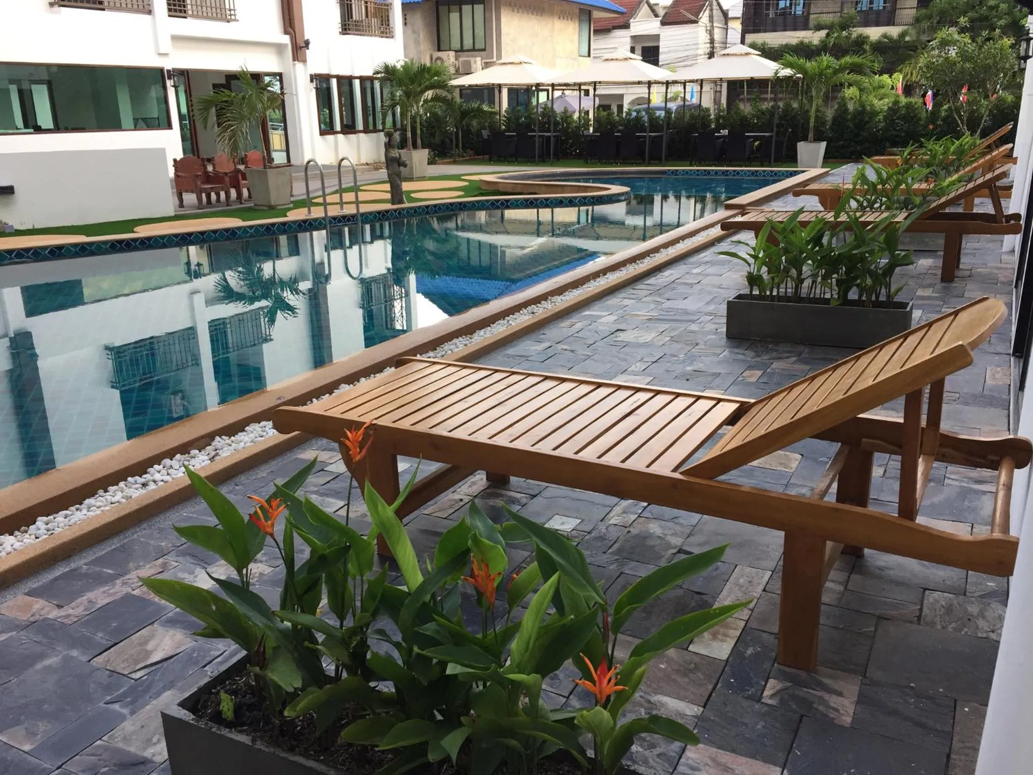 Swimming pool in Baan Sang Singh