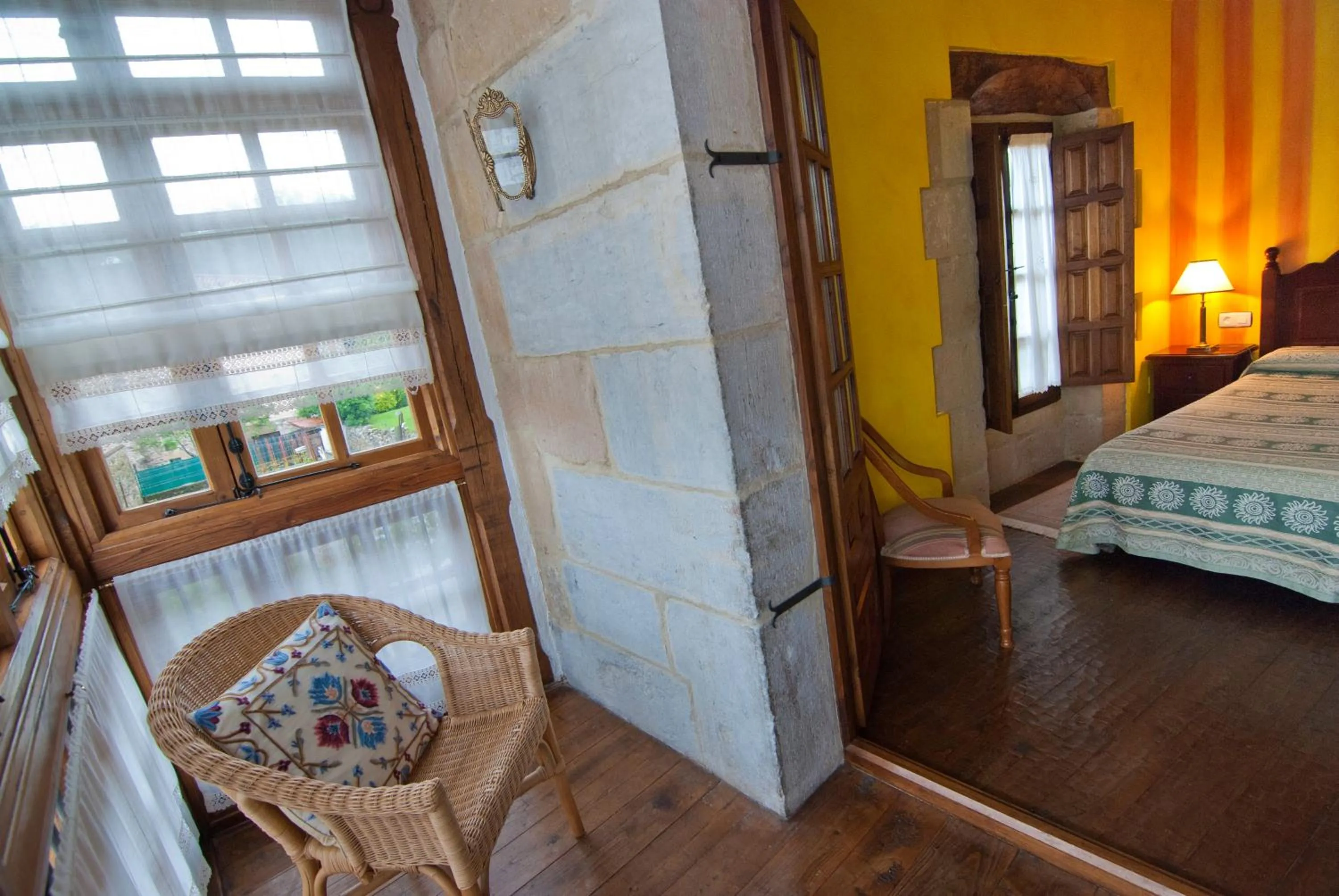 Photo of the whole room, Bed in La Casa del Organista