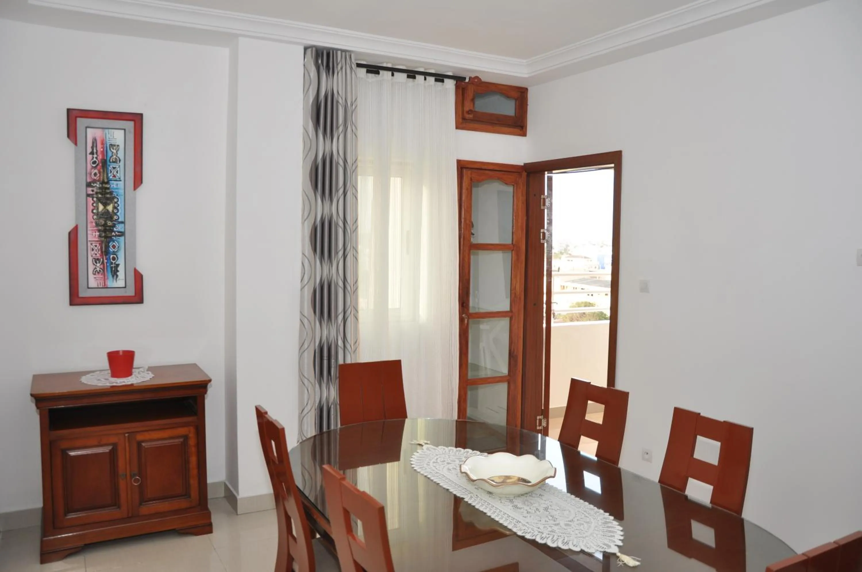 Day in Rosalie's Suites