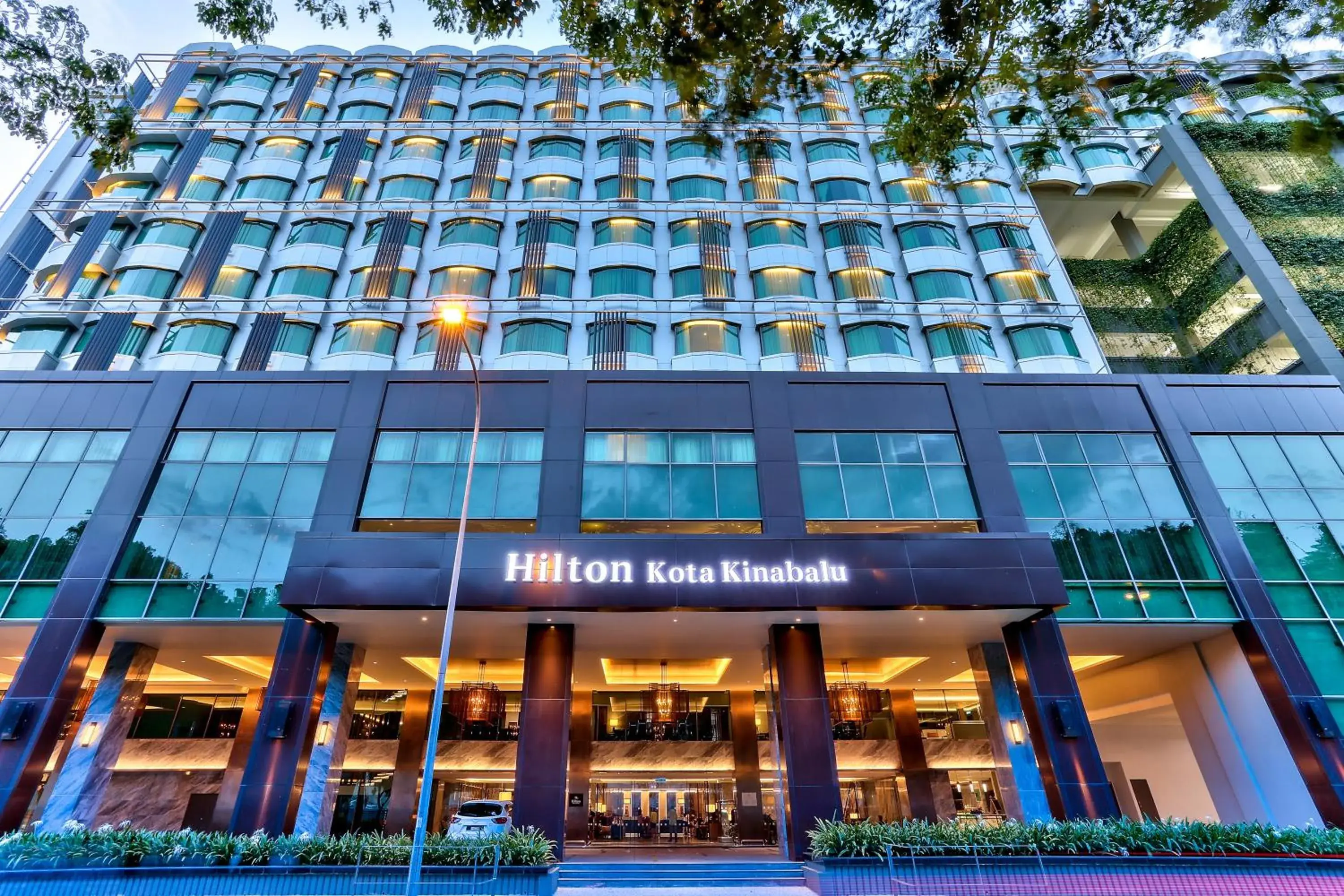 Property building in Hilton Kota Kinabalu Property building in Hilton Kota Kinabalu