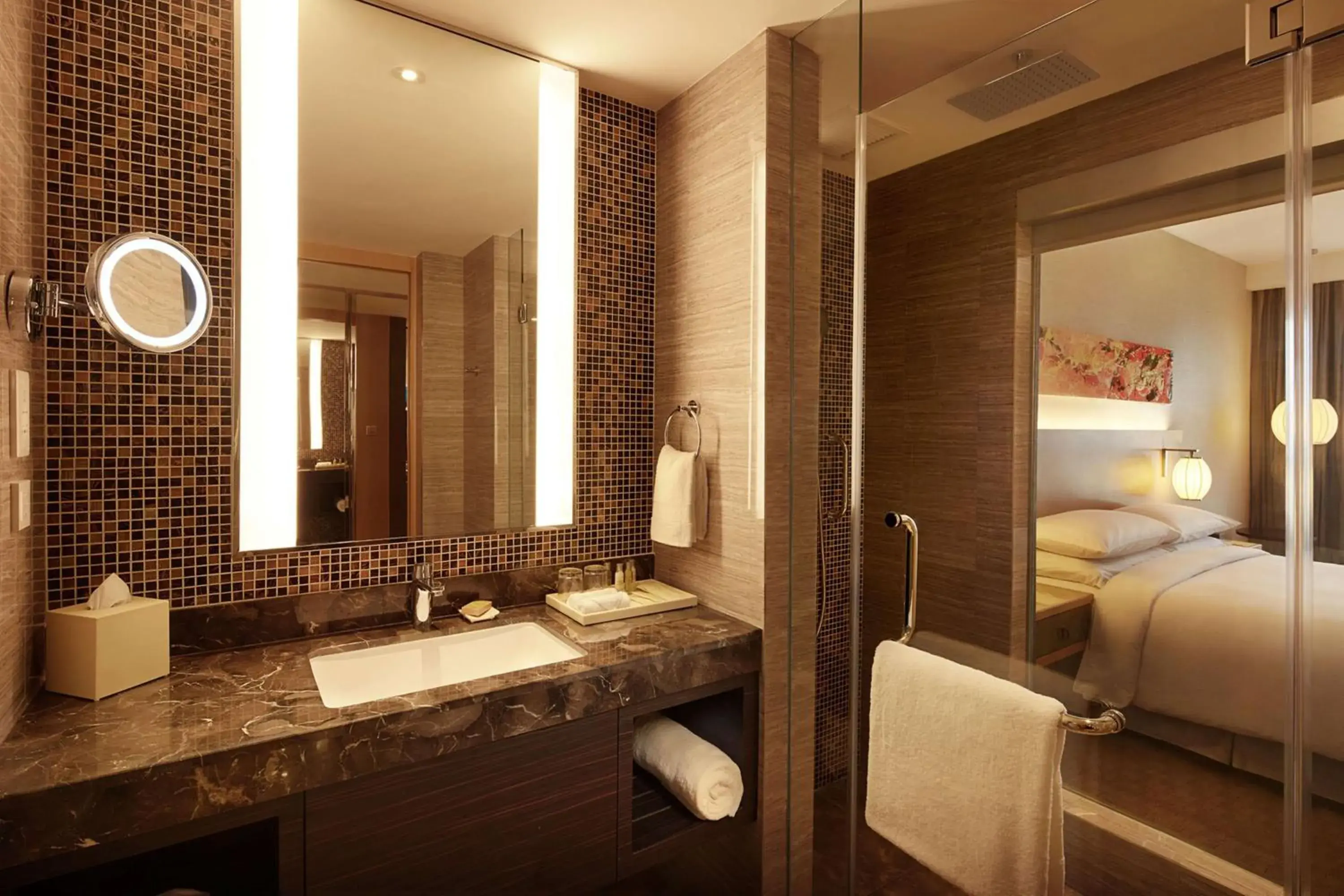 Bathroom, Bed in DoubleTree by Hilton Melaka Bathroom, Bed in DoubleTree by Hilton Melaka
