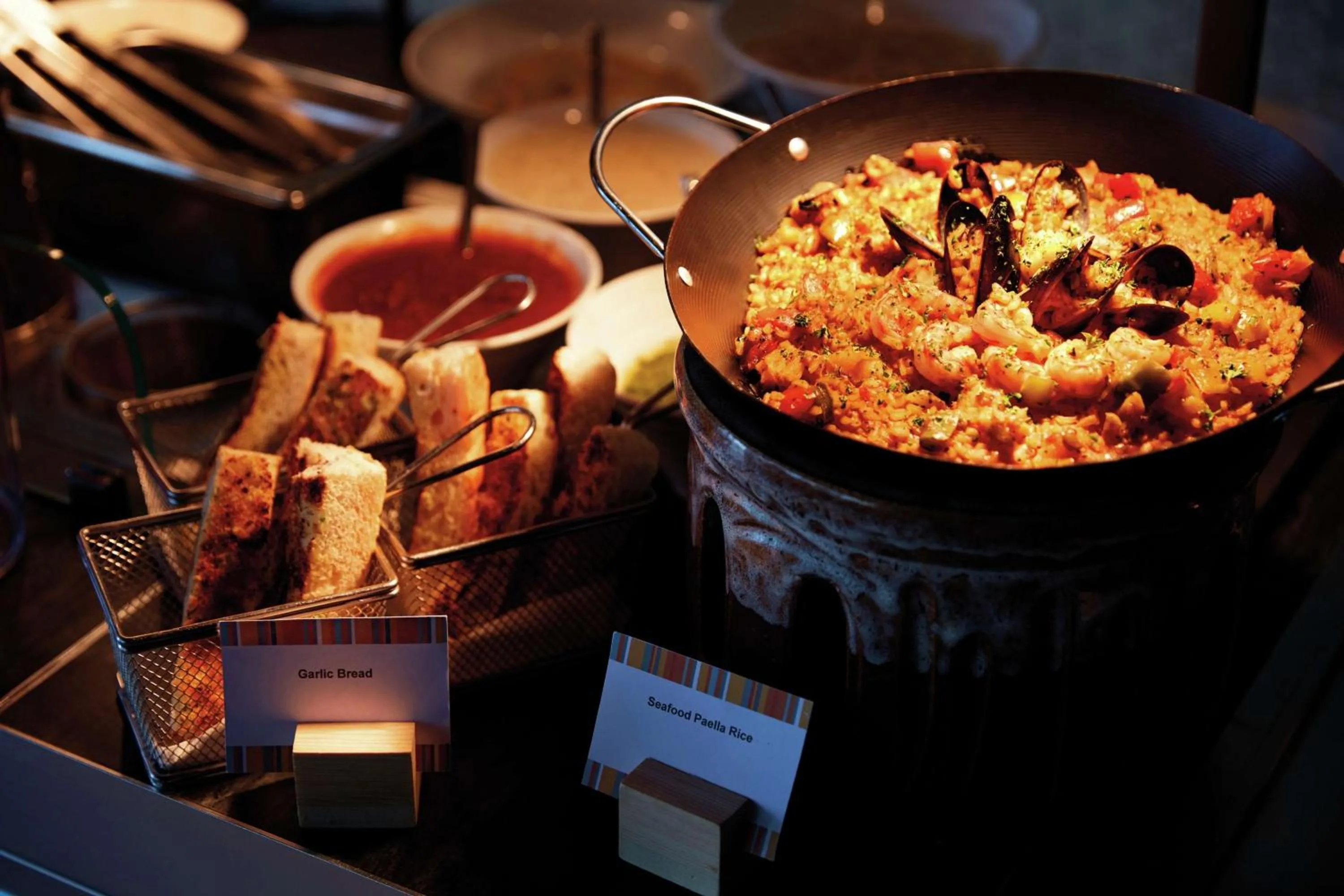 Restaurant/places to eat in DoubleTree by Hilton Melaka