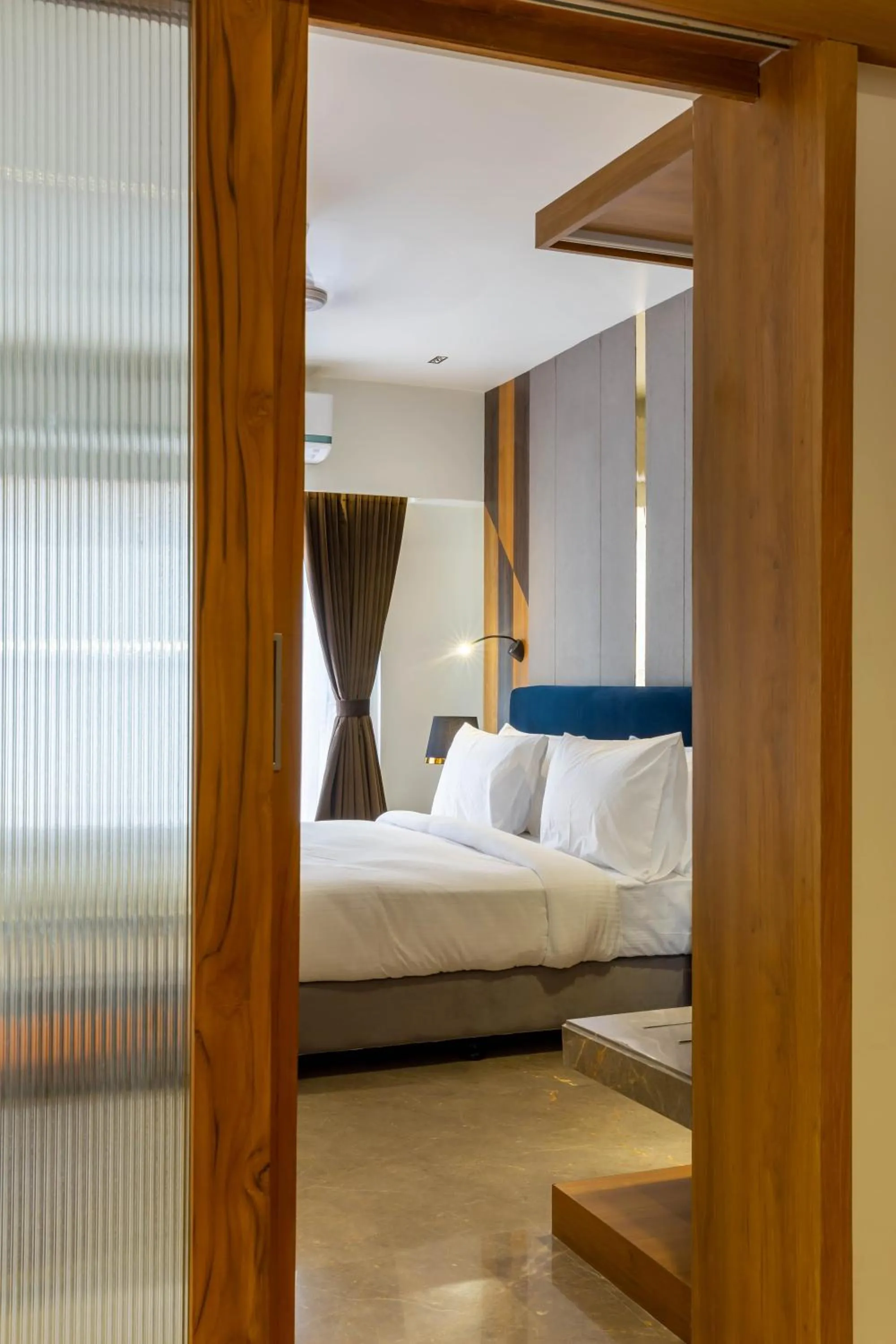 Bedroom, Bed in Hotel Nalanda