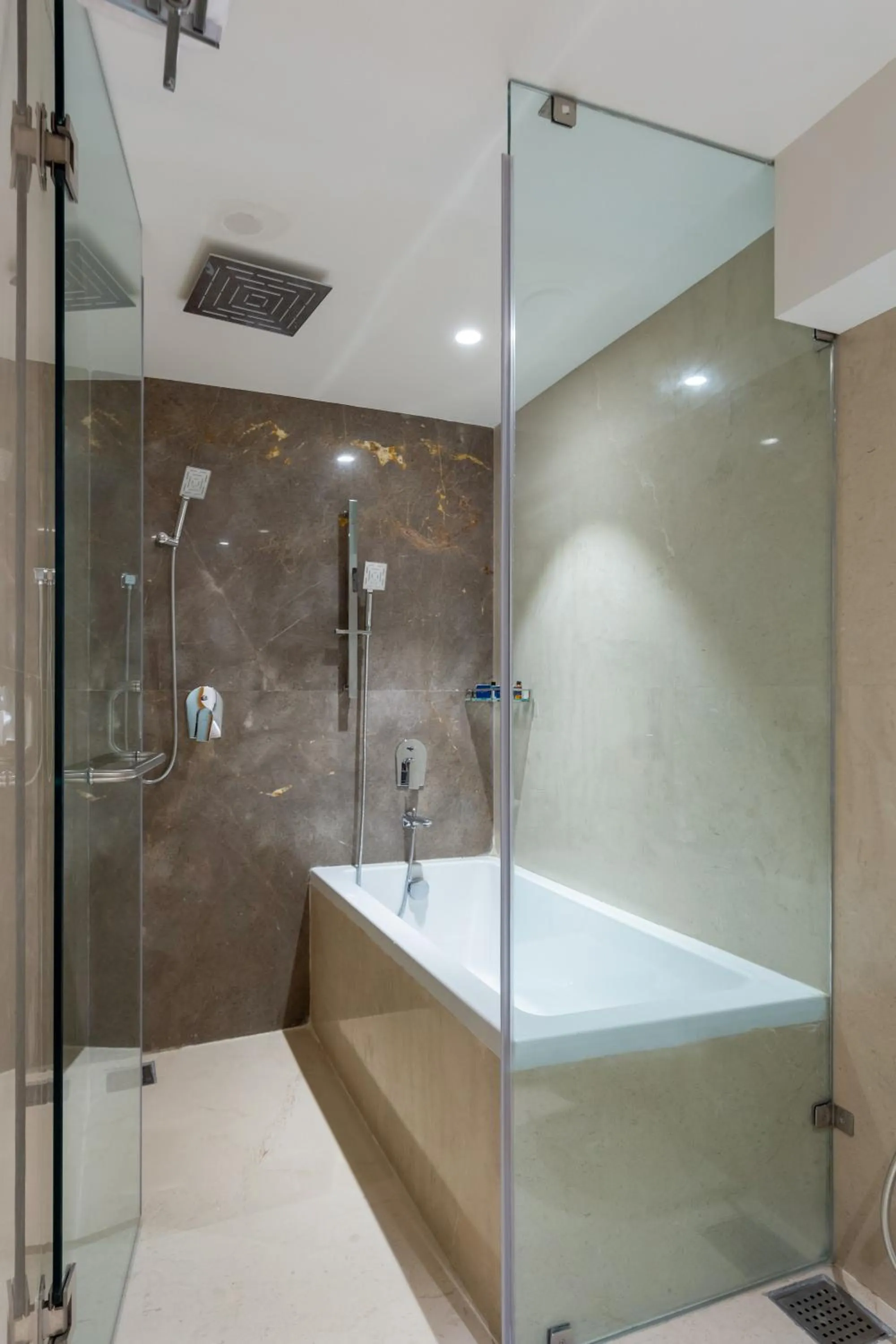 Bathroom in Hotel Nalanda