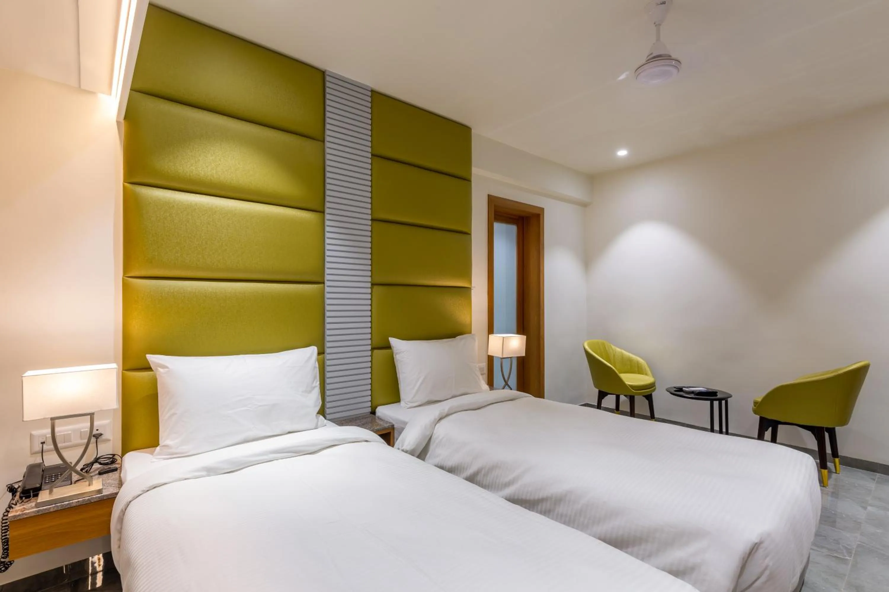 Bed in Hotel Nalanda