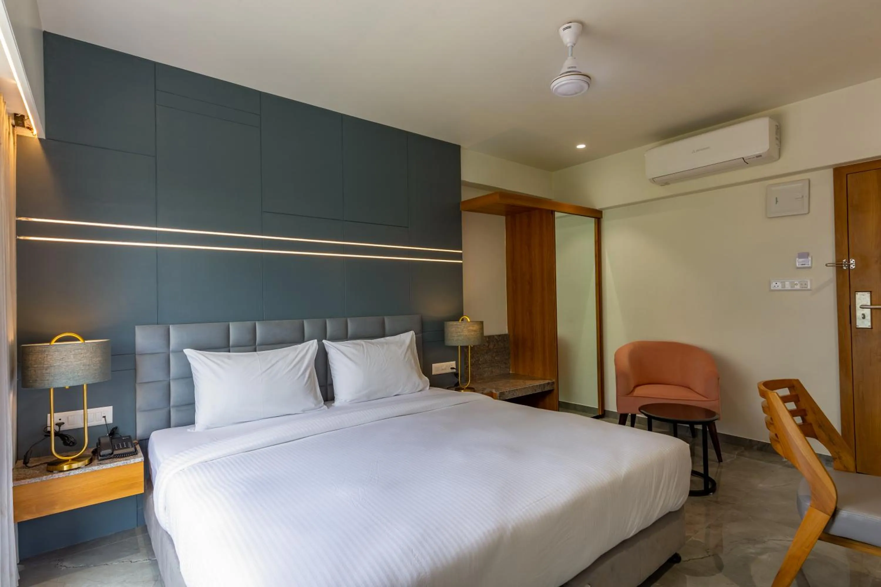 Bed in Hotel Nalanda