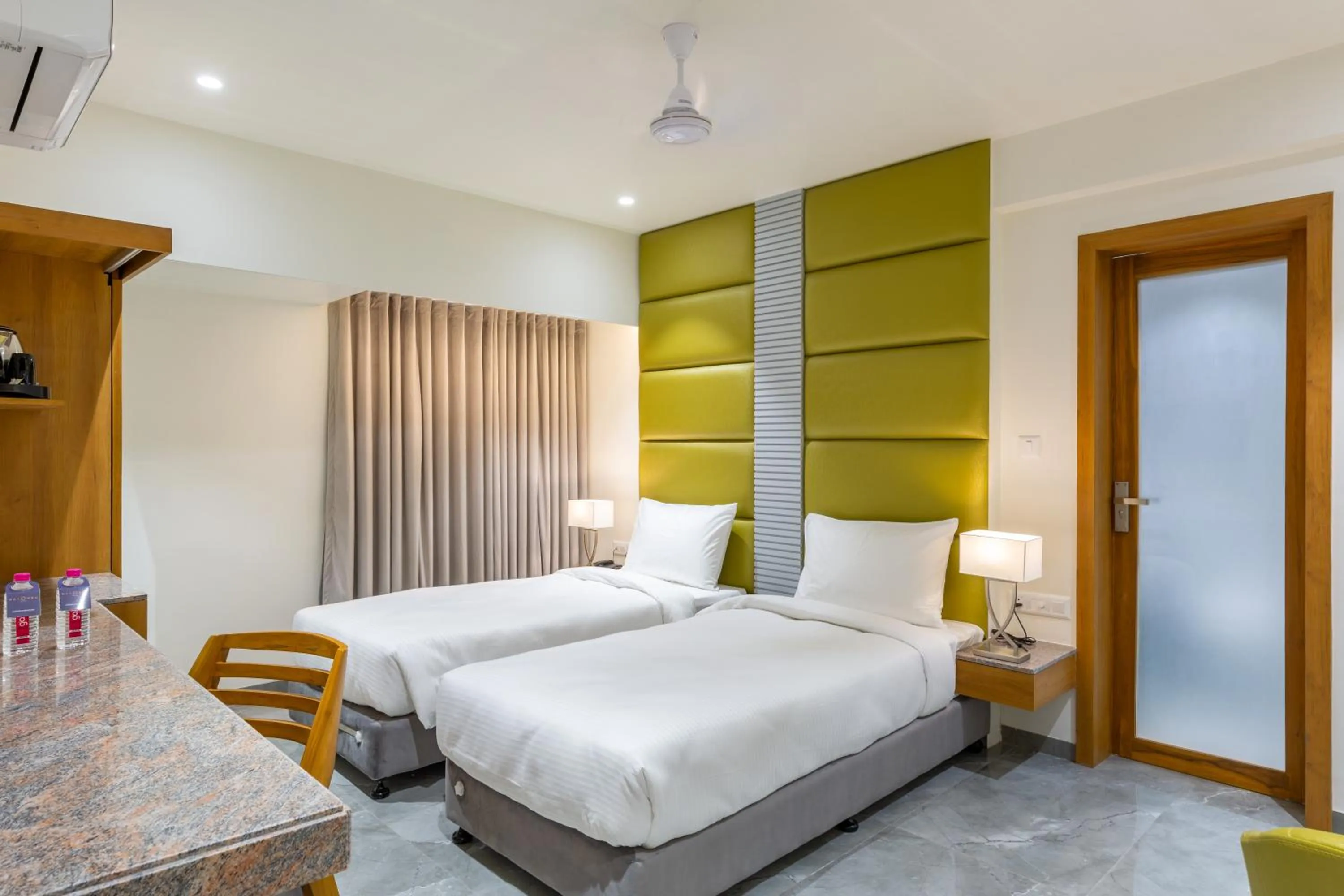 Bed in Hotel Nalanda