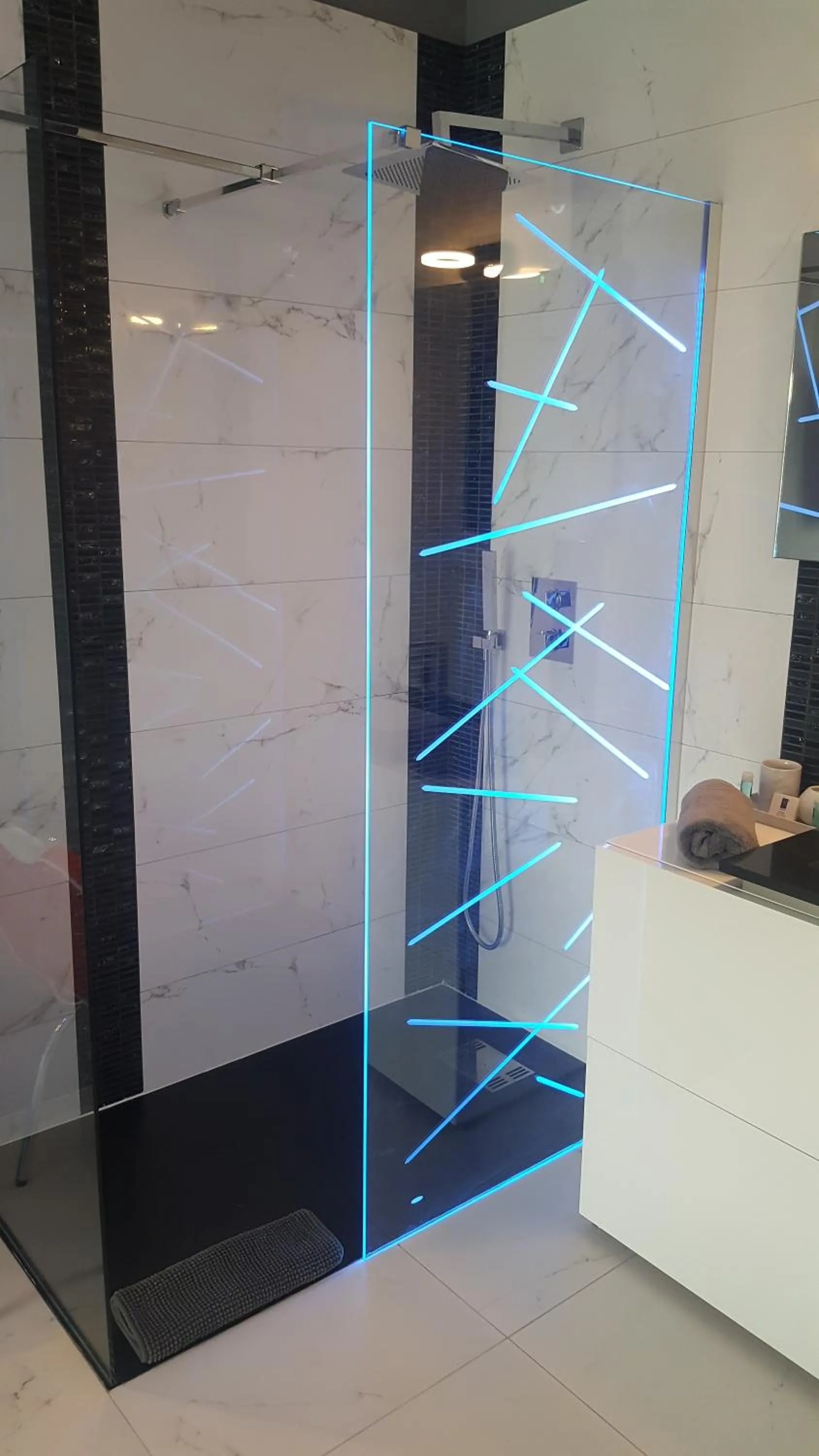 Shower in Villa BORA BORA