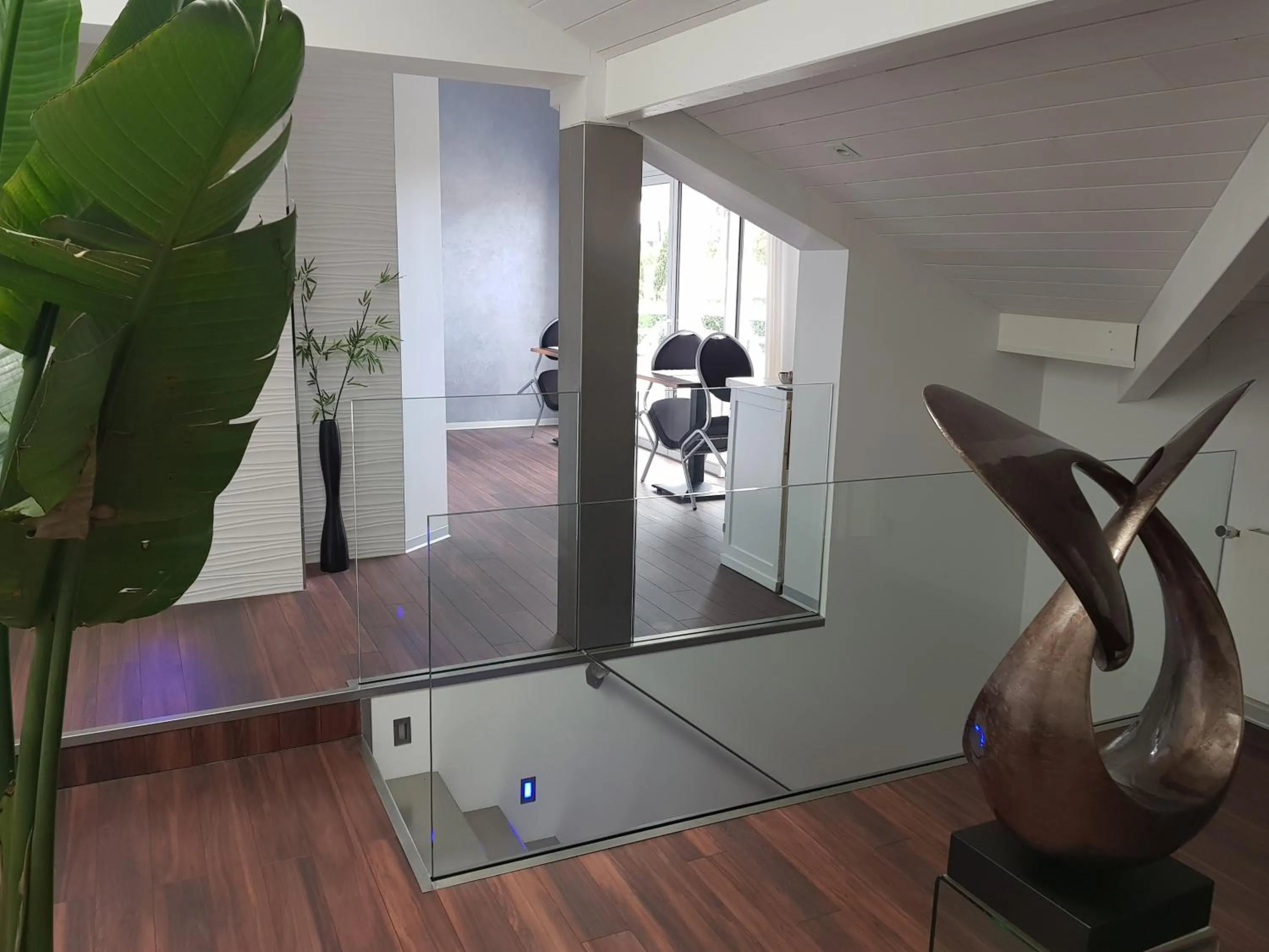 Communal lounge/ TV room in Villa BORA BORA