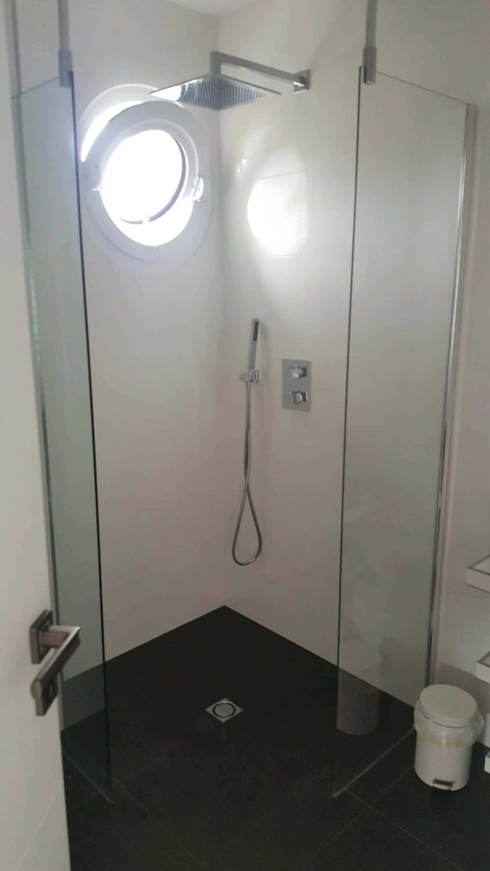 Shower in Villa BORA BORA