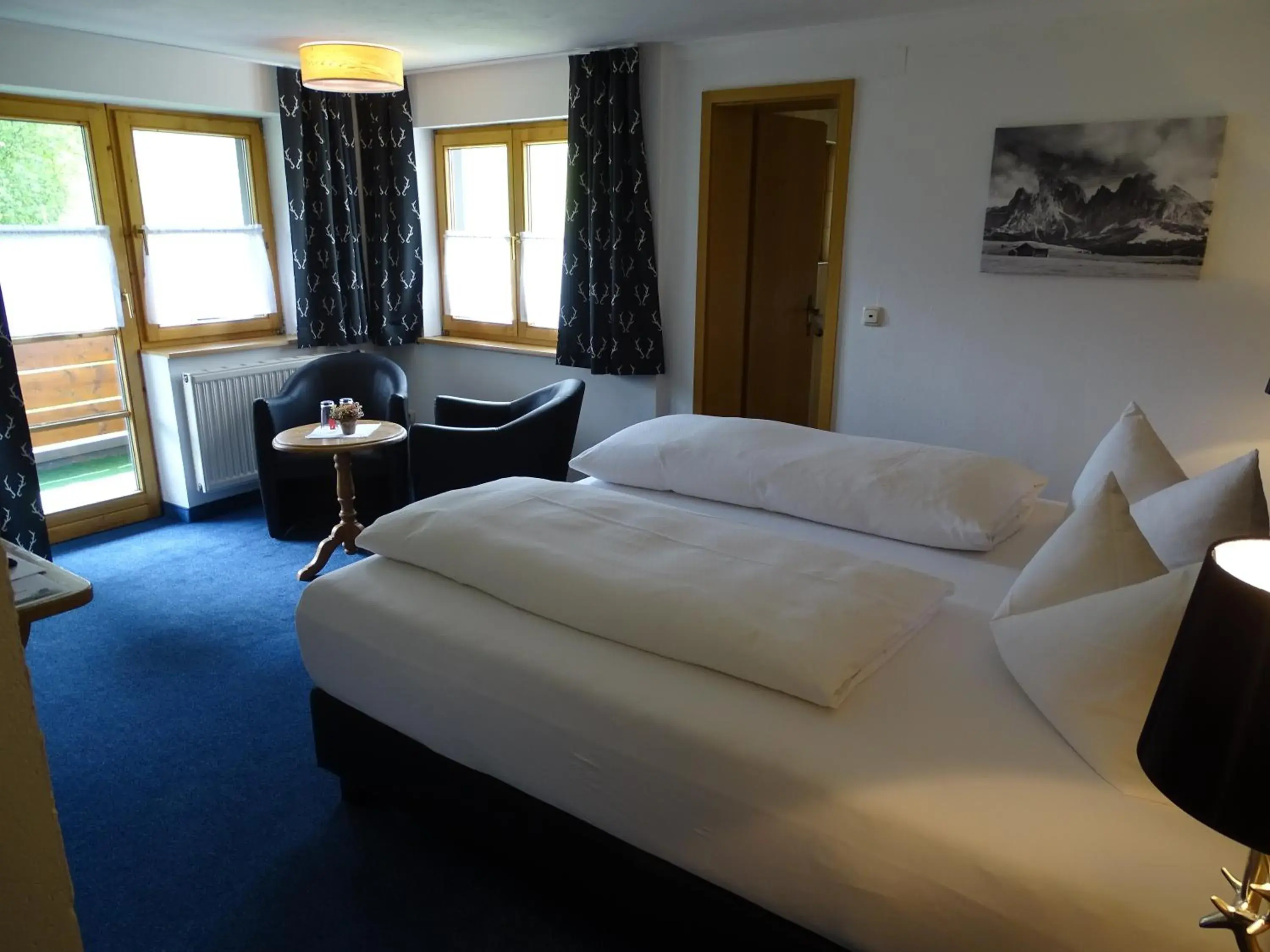 Double Room with Balcony in Der Berghof Double Room with Balcony in Der Berghof