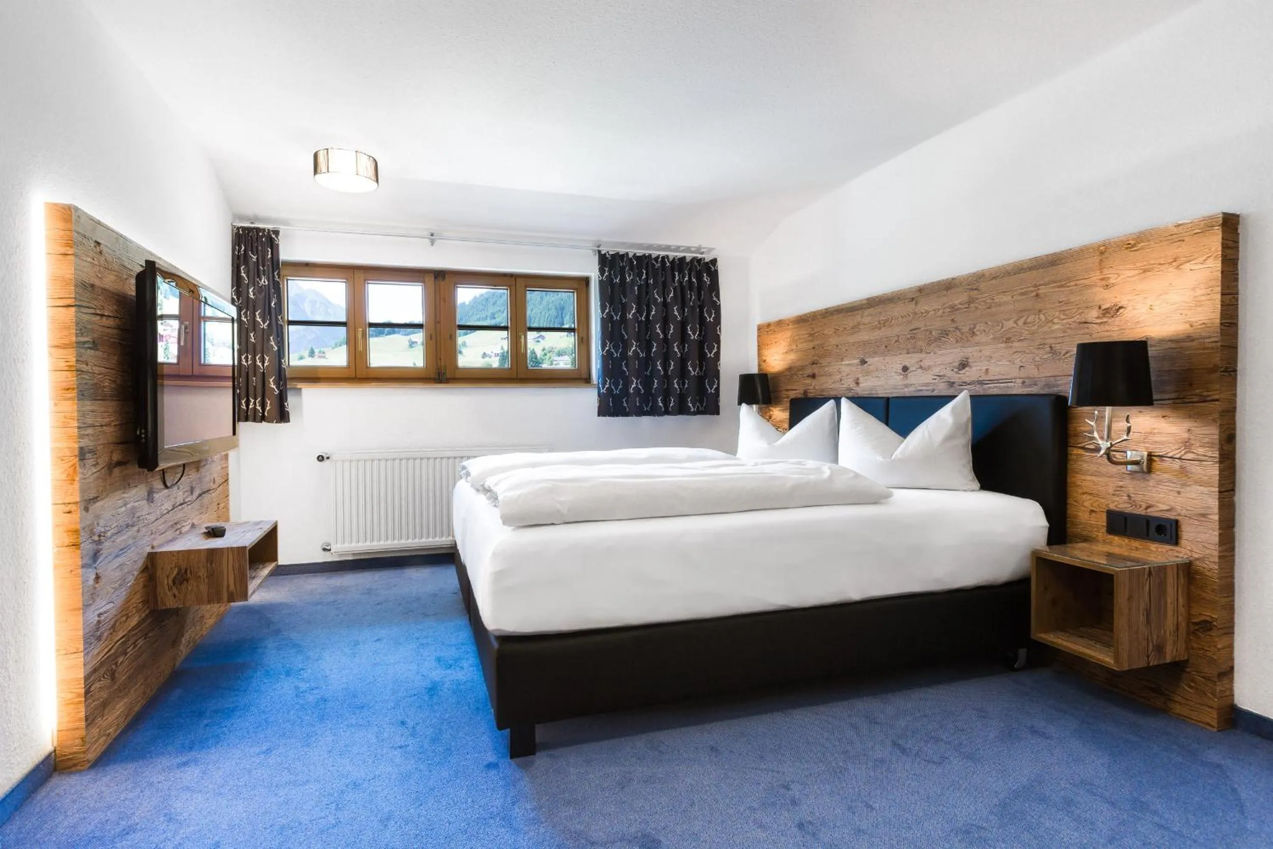 Bedroom, Bed in Der Berghof