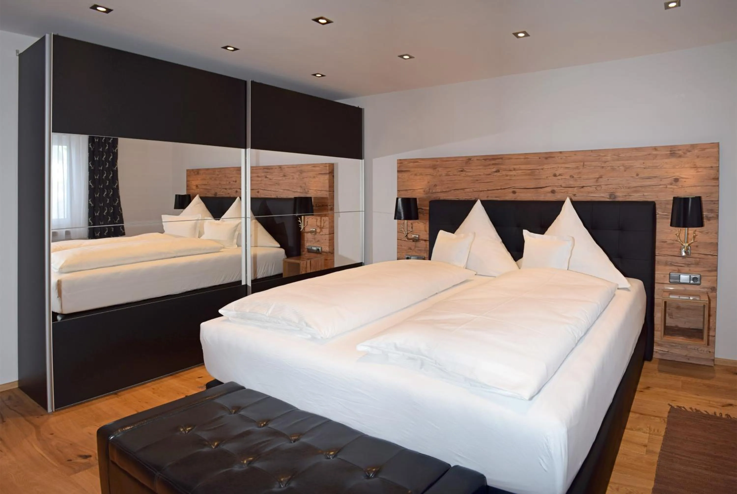 Bedroom, Bed in Der Berghof