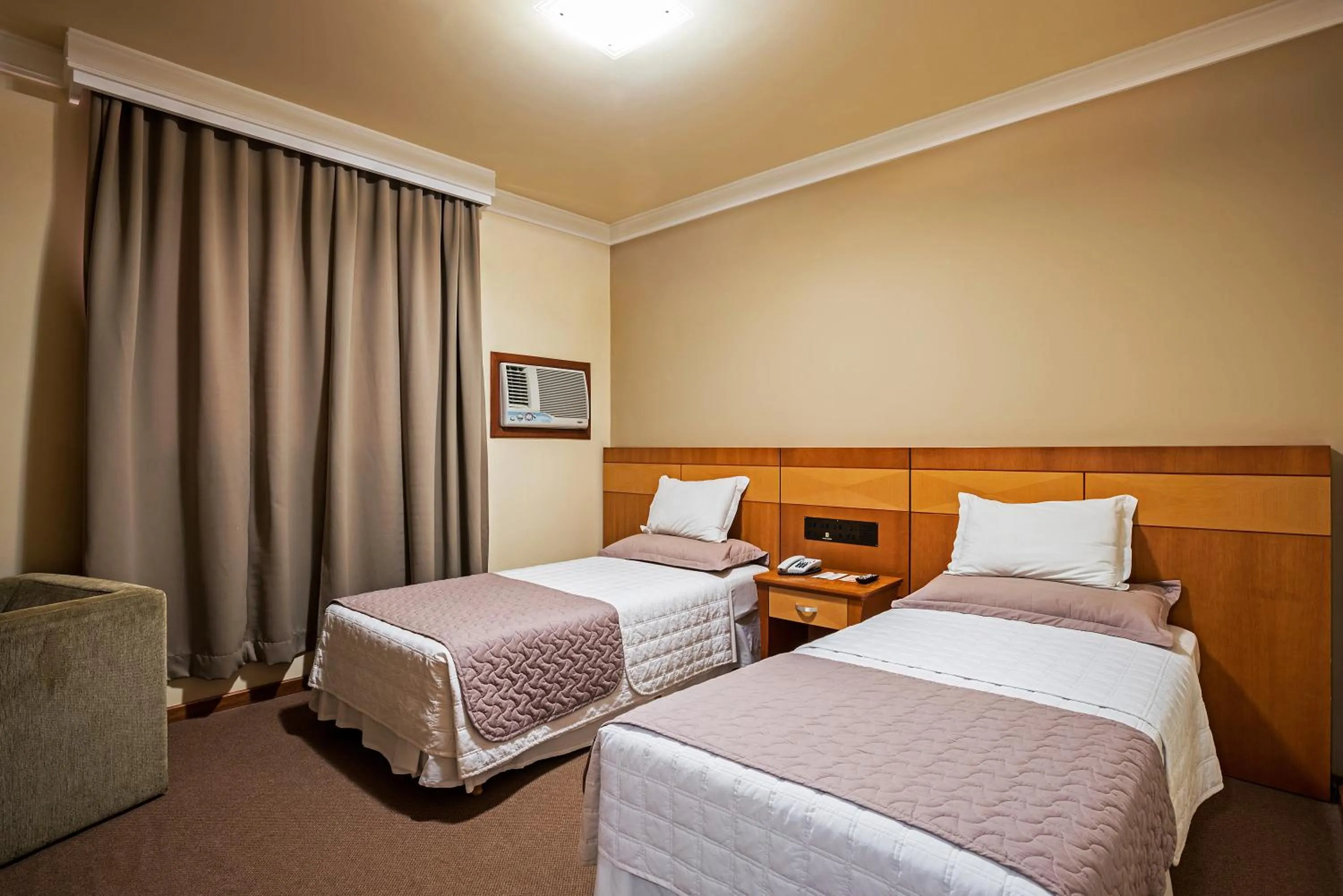 Bed in Astron Ponta Grossa Plaza by Nobile