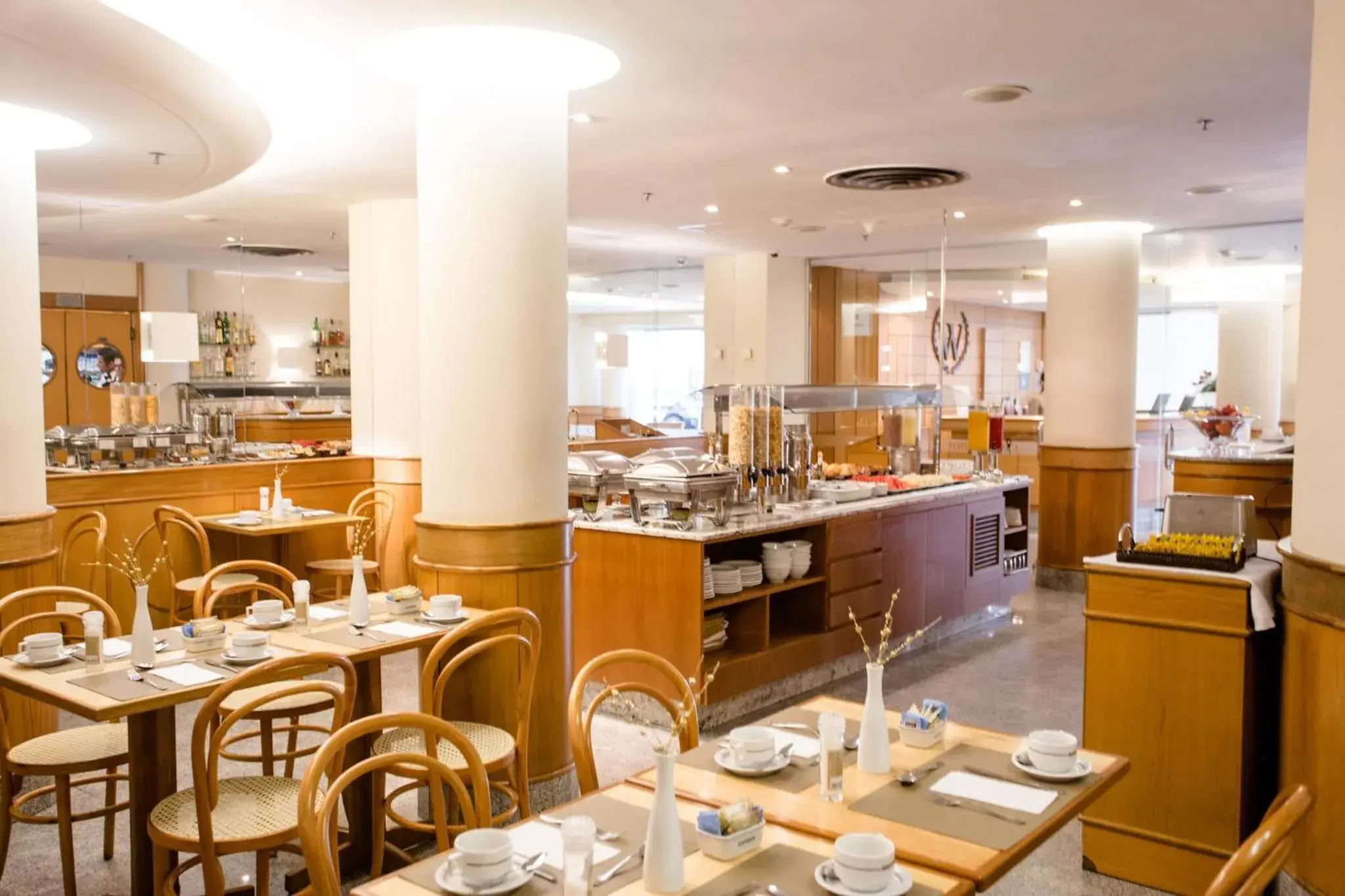 Restaurant/places to eat in Windsor Martinique Copacabana Restaurant/places to eat in Windsor Martinique Copacabana